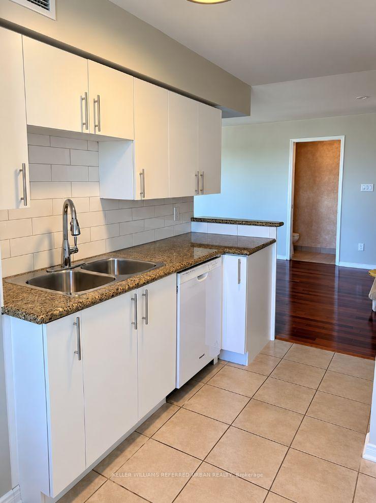 Photo 16 of Unit 1118, 233 Beecroft Road, North York, Willowdale West — HOMEH