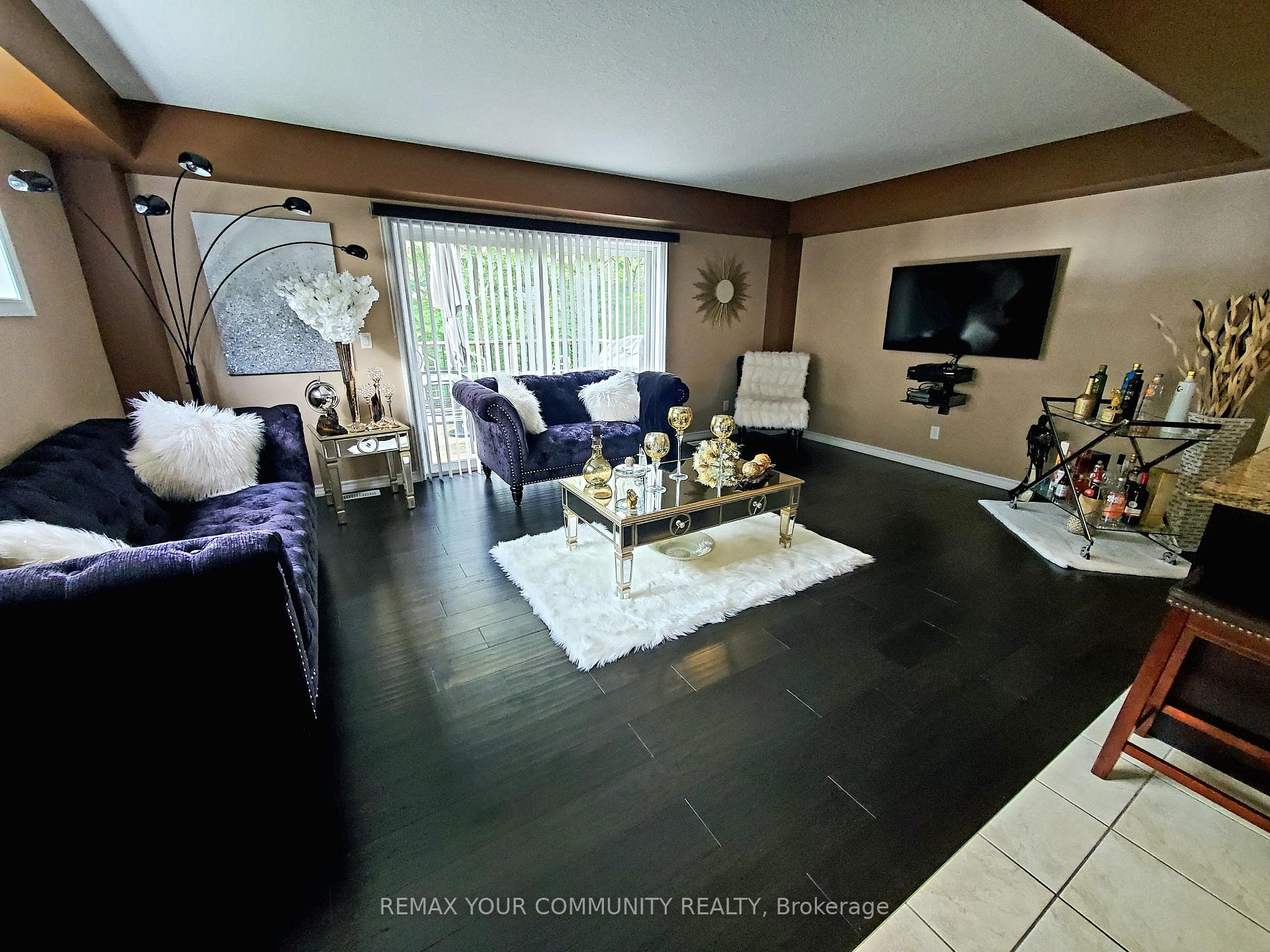 Photo 2 of Unit 44, 635 Saginaw Parkway, Cambridge, Fiddlesticks — HOMEH