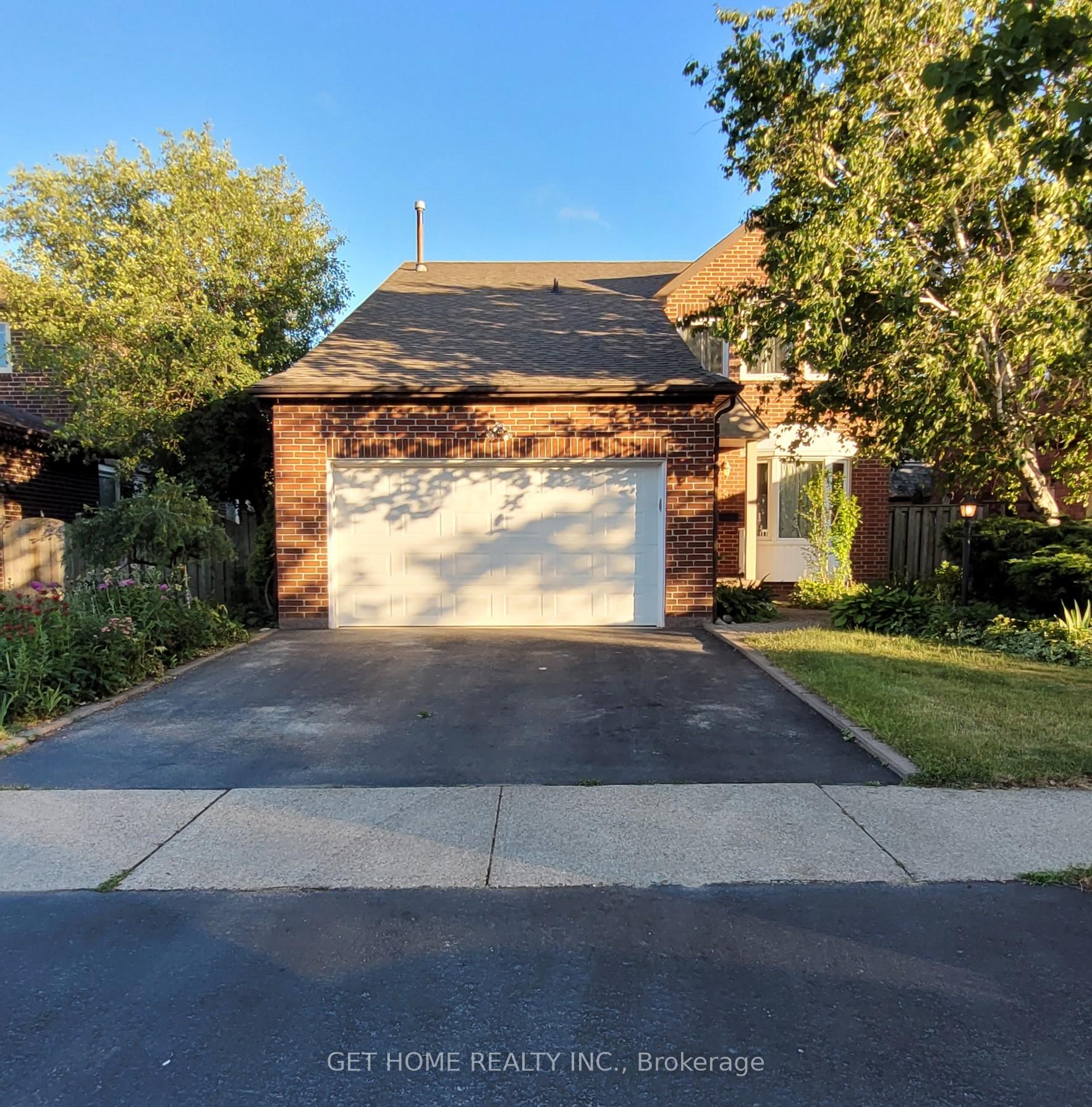 Photo 2 of Unit Main, 32 Torrance Woods, Brampton, Fletcher's West — HOMEH