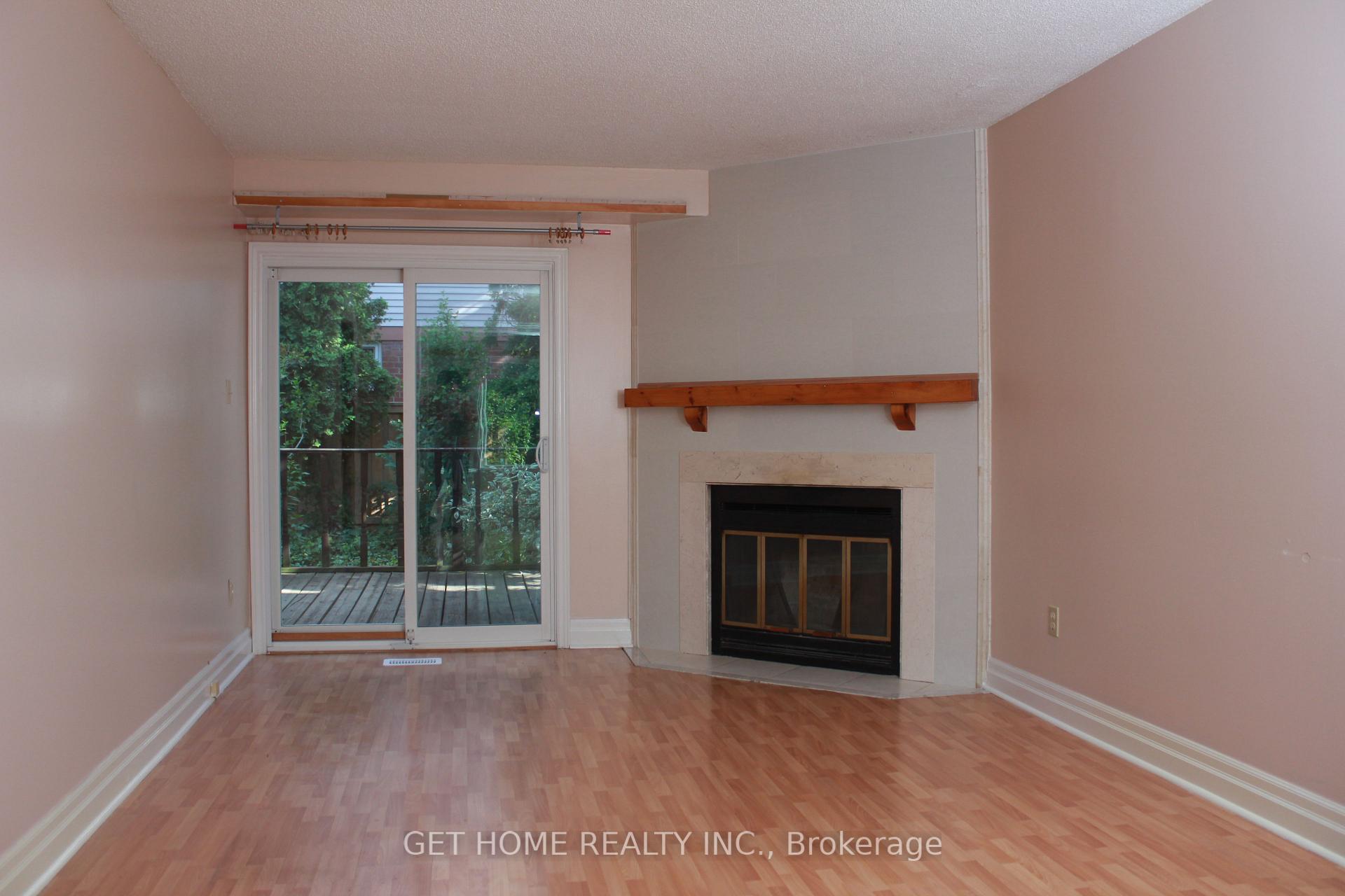 Photo 16 of Unit Main, 32 Torrance Woods, Brampton, Fletcher's West — HOMEH