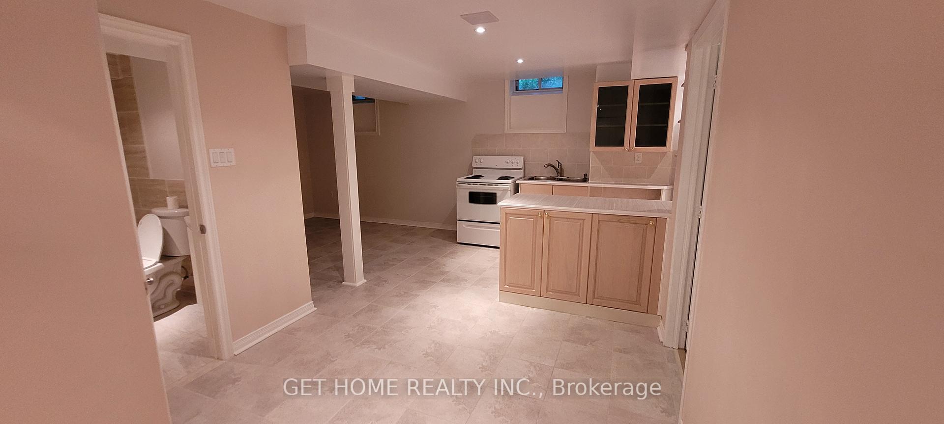 Photo 68 of Unit Main, 32 Torrance Woods, Brampton, Fletcher's West — HOMEH