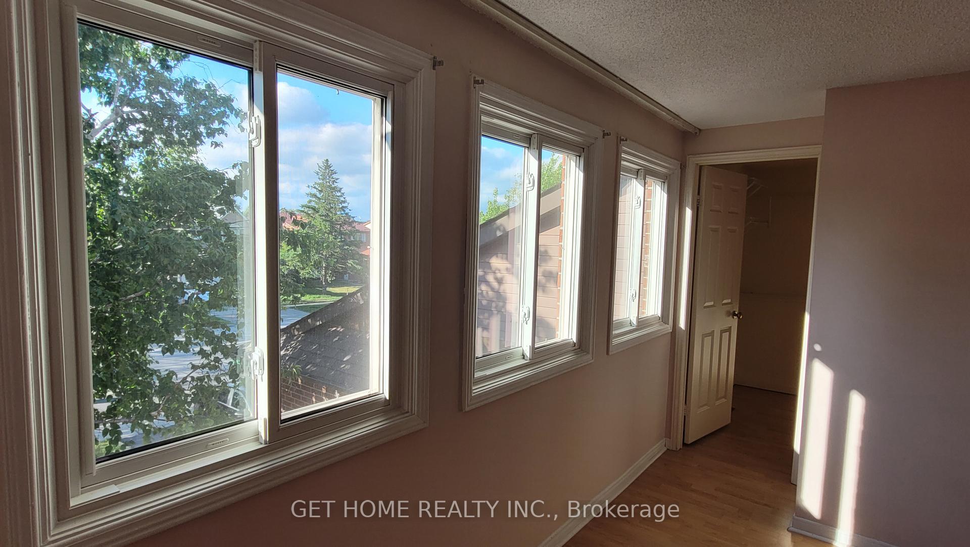 Photo 70 of Unit Main, 32 Torrance Woods, Brampton, Fletcher's West — HOMEH