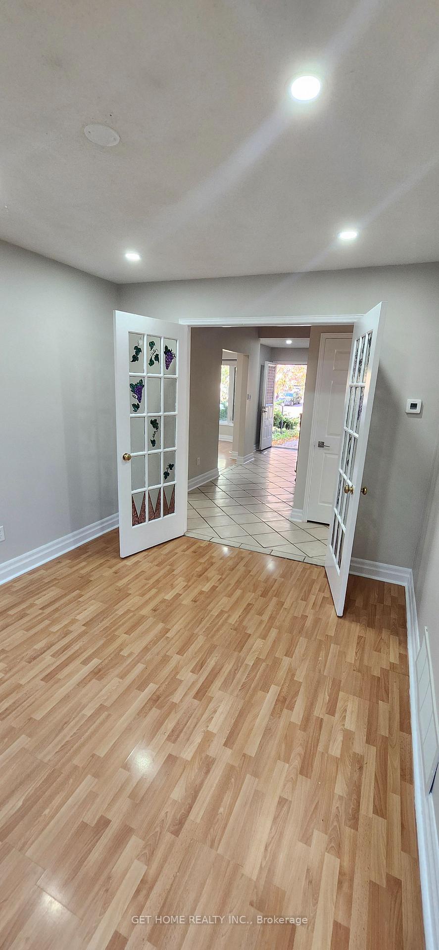 Photo 93 of Unit Main, 32 Torrance Woods, Brampton, Fletcher's West — HOMEH