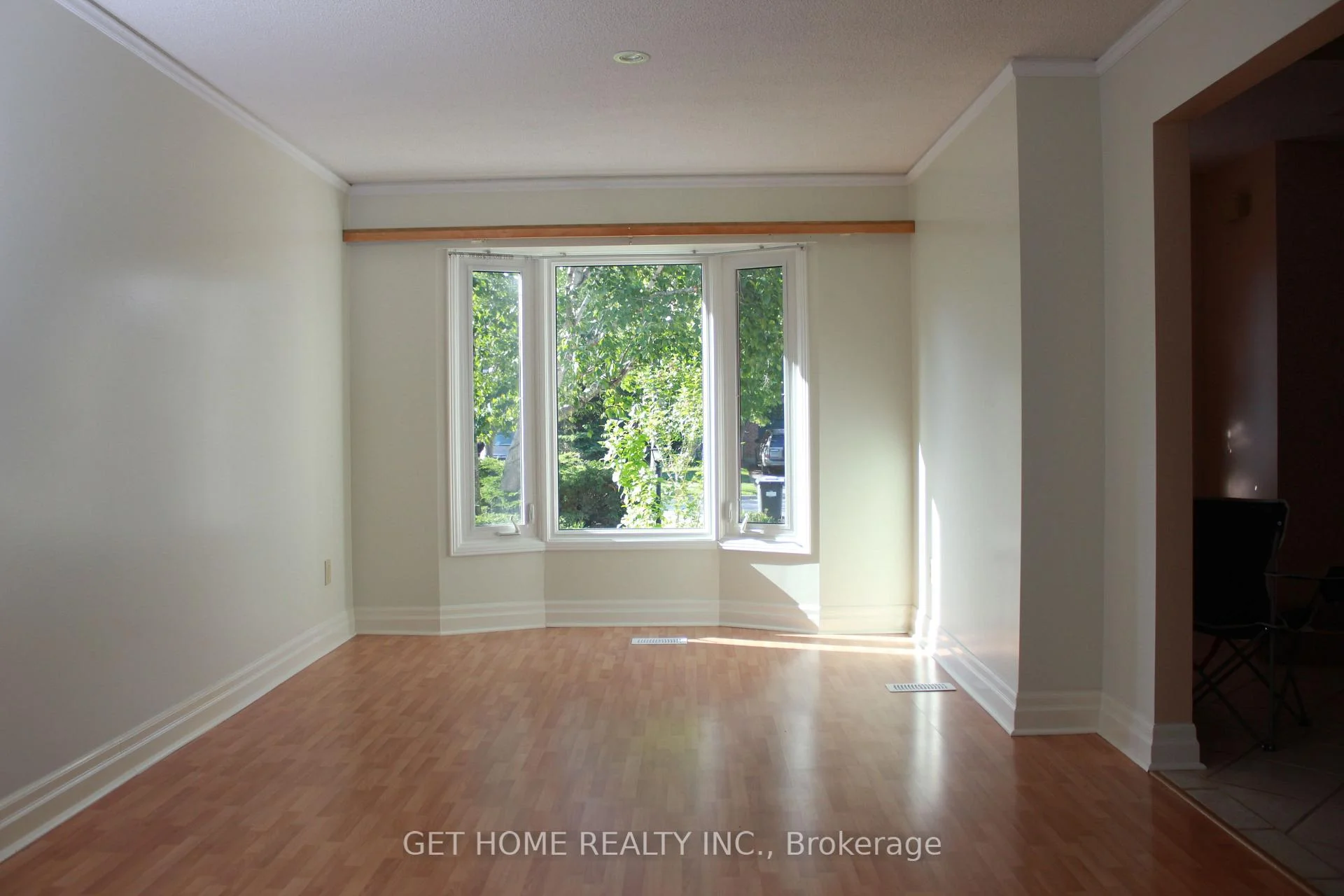 Photo 11 of Unit Main, 32 Torrance Woods, Brampton, Fletcher's West — HOMEH