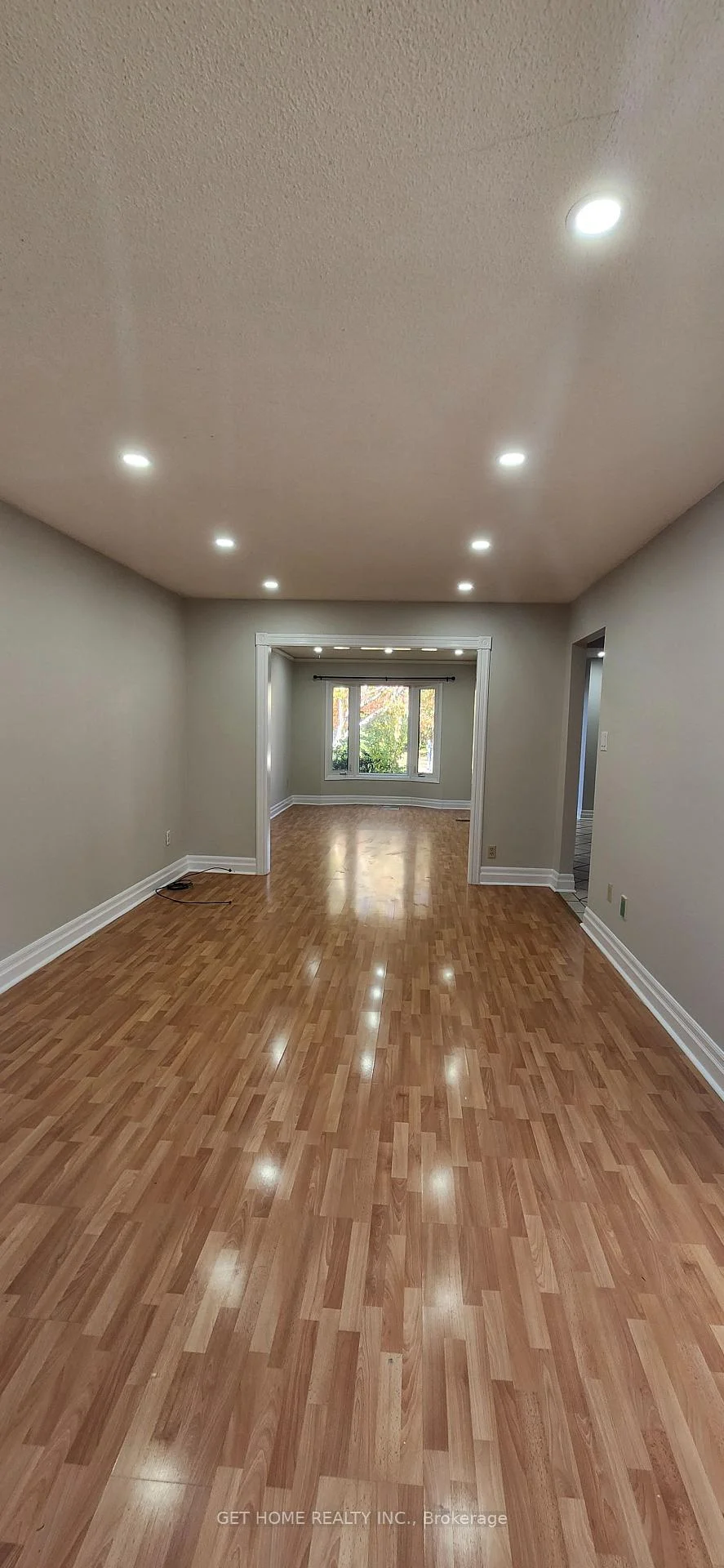 Photo 25 of Unit Main, 32 Torrance Woods, Brampton, Fletcher's West — HOMEH