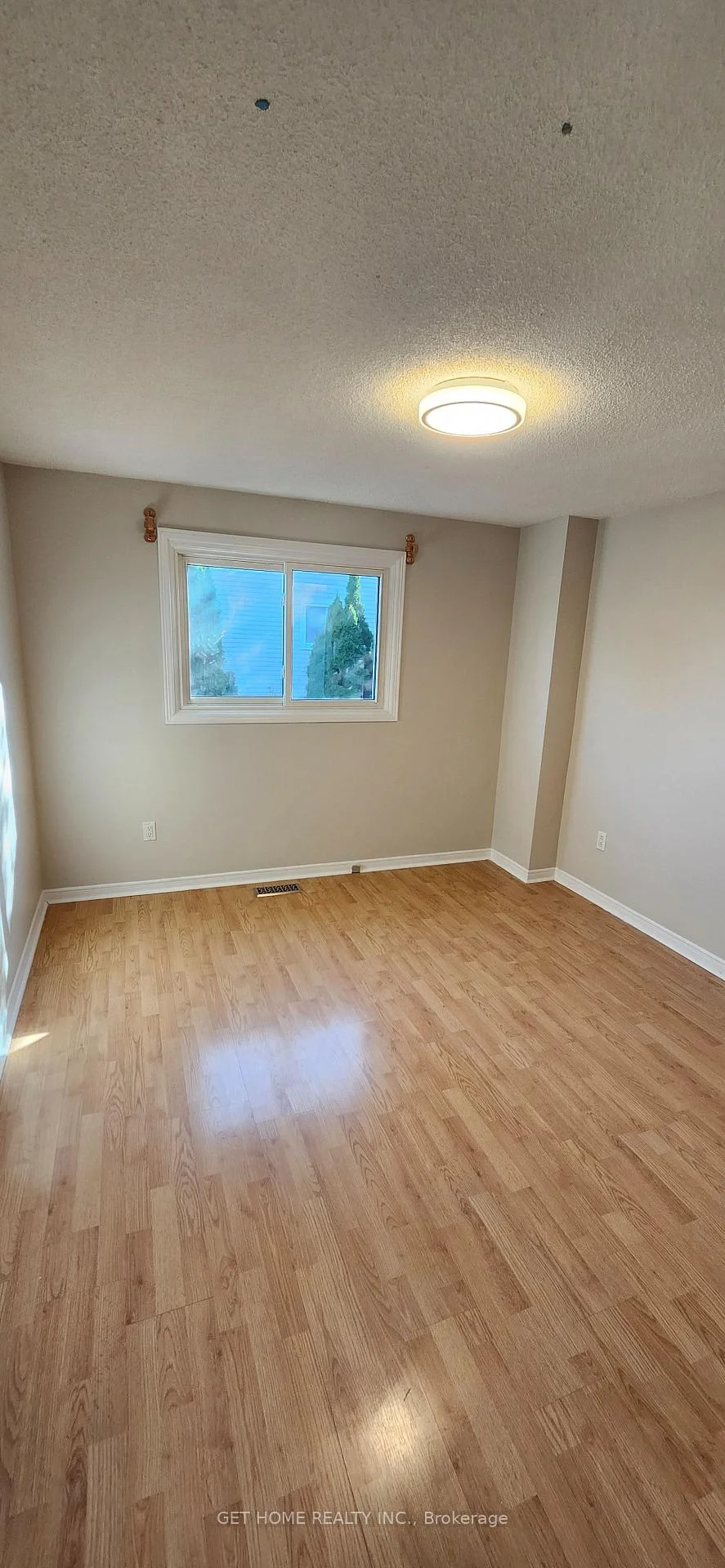 Photo 78 of Unit Main, 32 Torrance Woods, Brampton, Fletcher's West — HOMEH