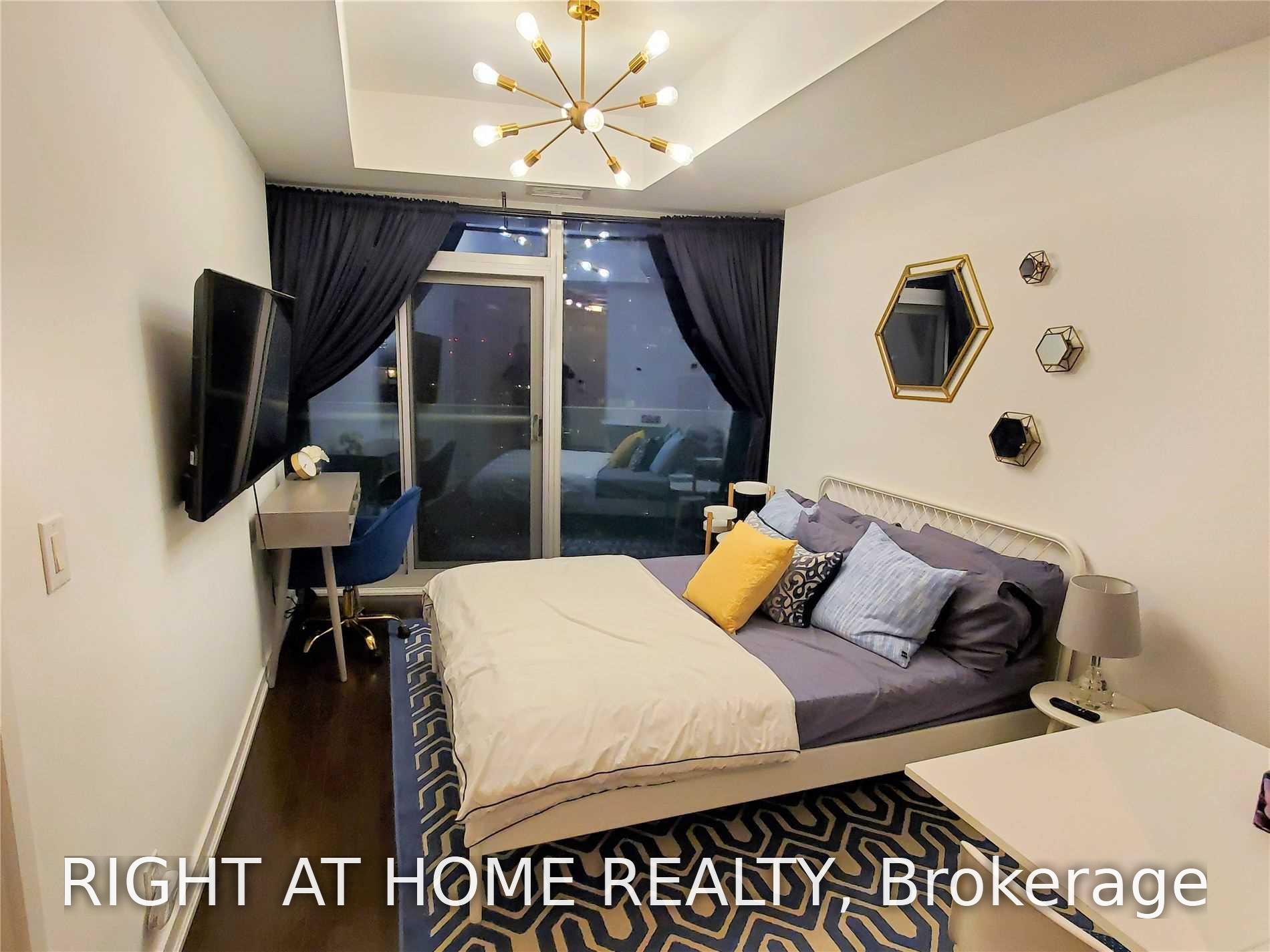 Photo 2 of Unit 4902, 14 York Street, Toronto, Waterfront Communities — HOMEH
