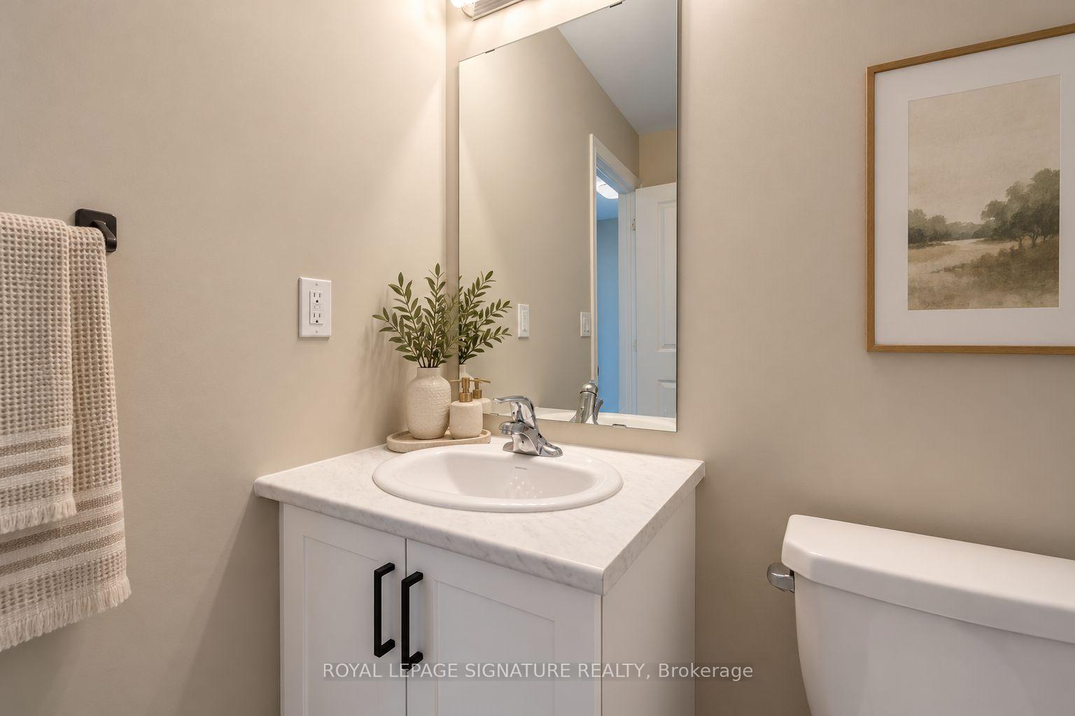 Photo 4 of Unit 16, 119 Pinot Crescent, Hamilton, Winona — HOMEH