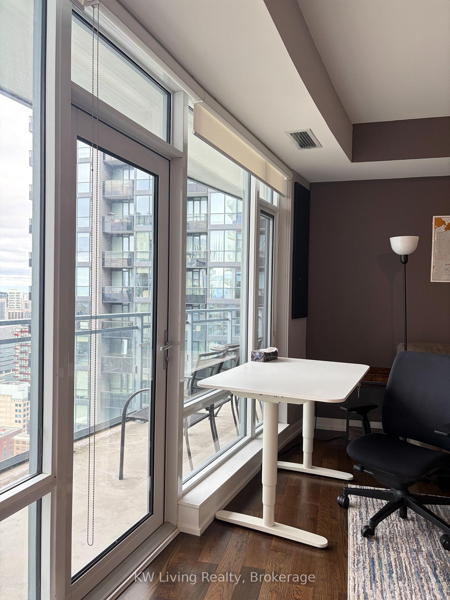 Photo 7 of Unit 3506, 21 Widmer Street, Toronto, Waterfront Communities — HOMEH