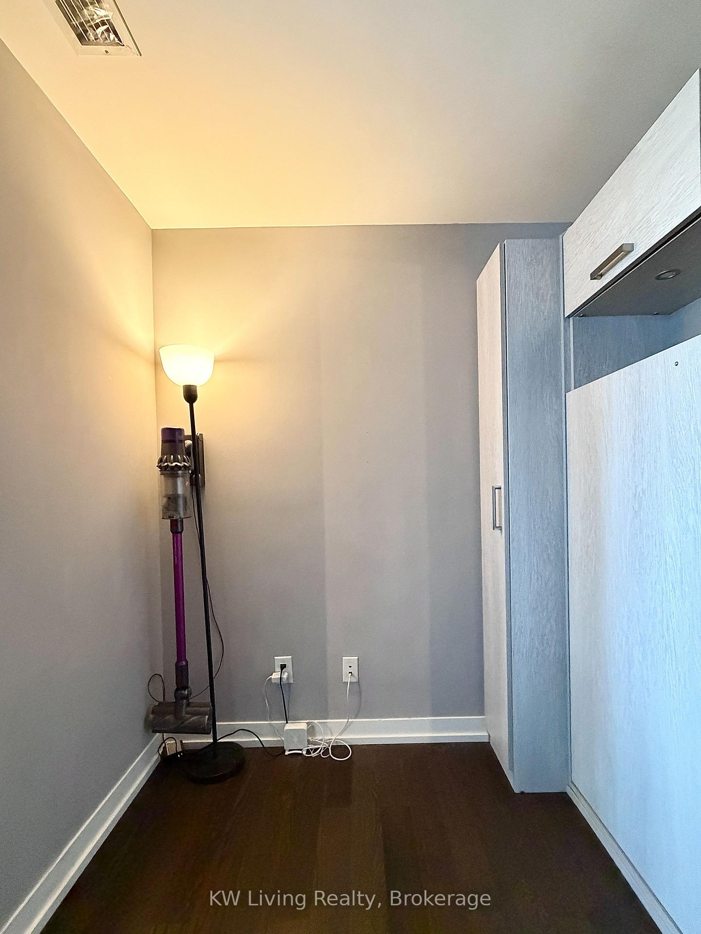 Photo 12 of Unit 3506, 21 Widmer Street, Toronto, Waterfront Communities — HOMEH