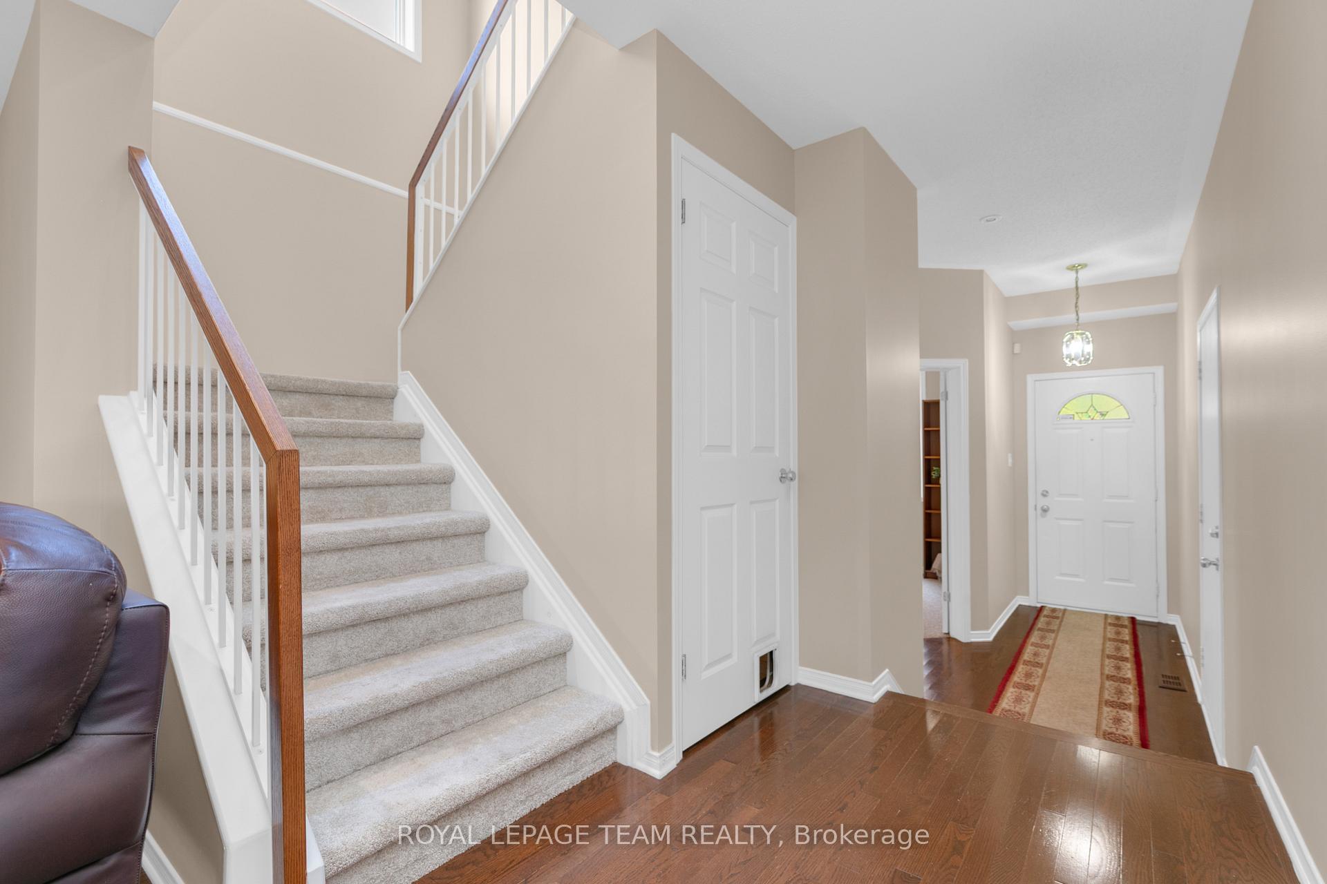 Photo 23 of 28 Appledale Drive, Ottawa, Barrhaven - Longfields — HOMEH