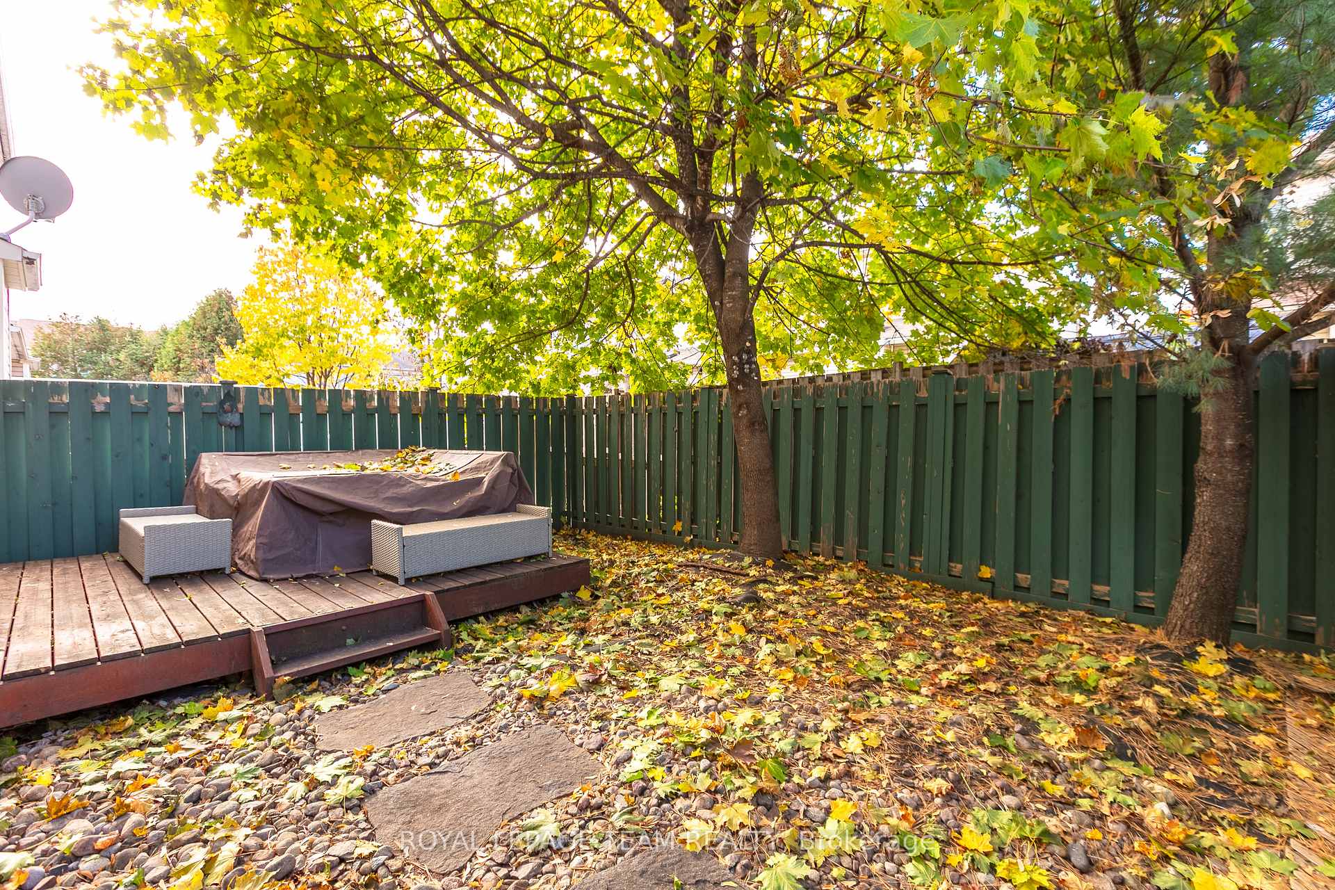 Photo 43 of 28 Appledale Drive, Ottawa, Barrhaven - Longfields — HOMEH