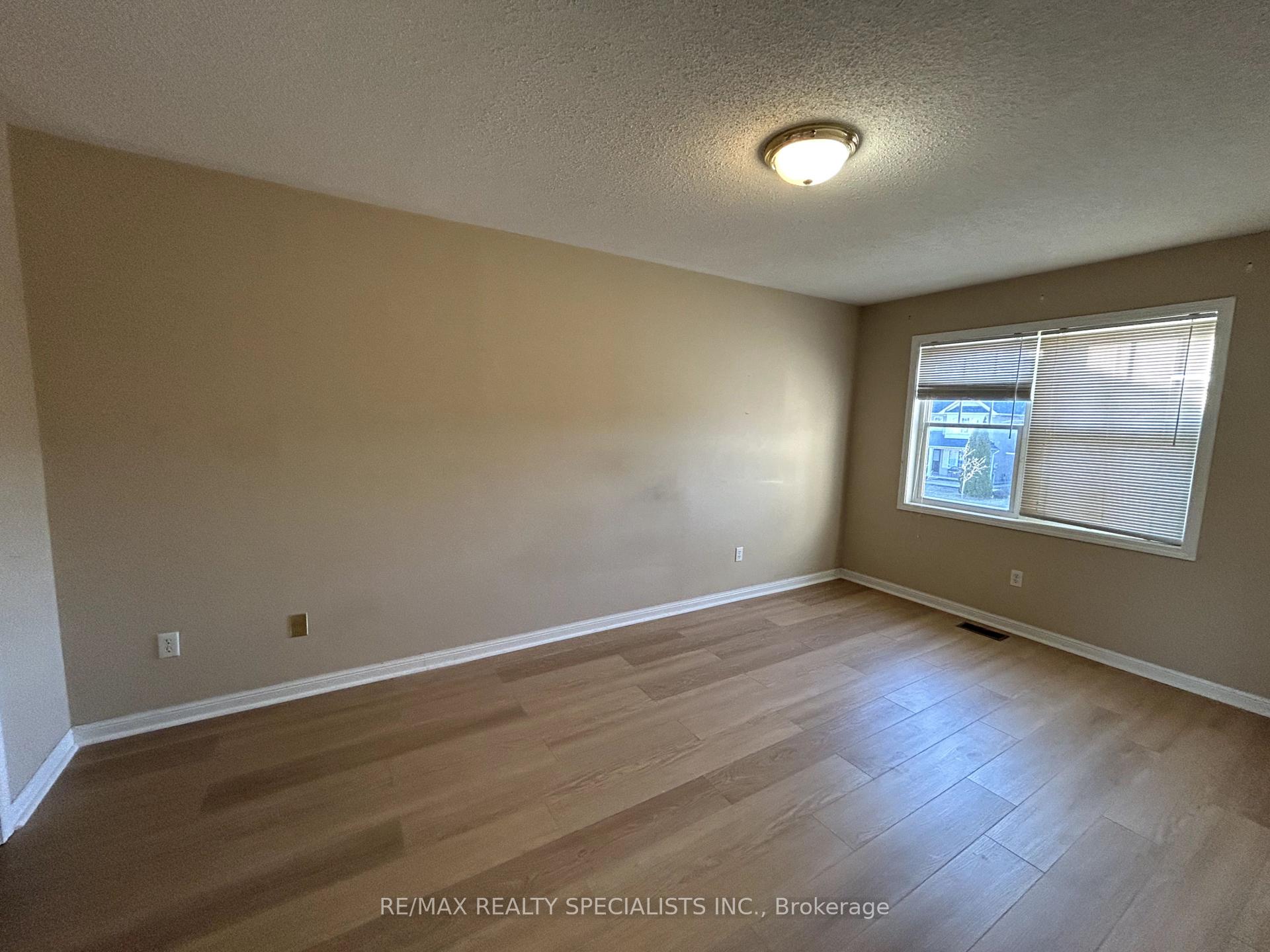Photo 37 of 5947 Osprey Boulevard, Mississauga, Lisgar — HOMEH