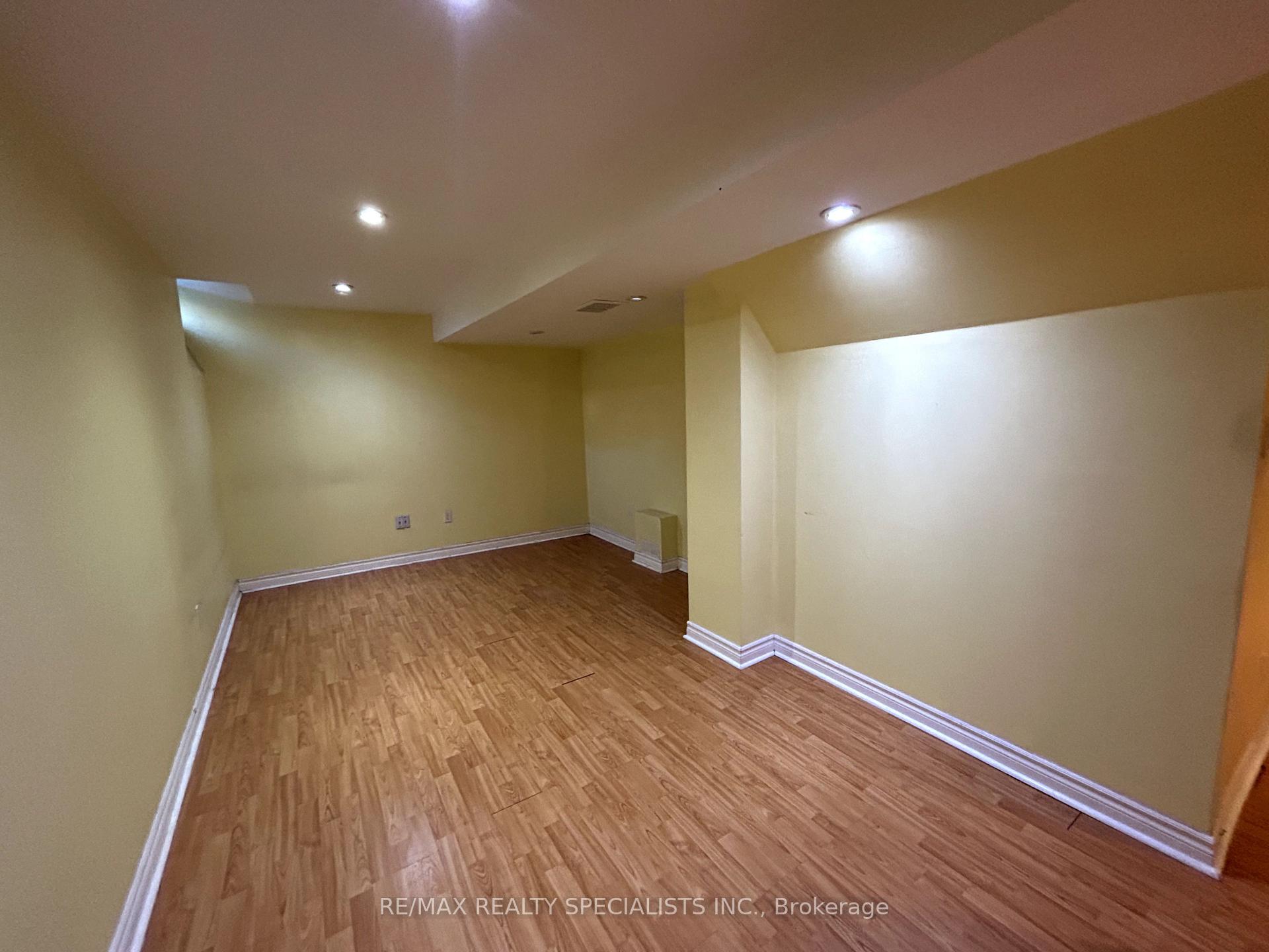 Photo 40 of 5947 Osprey Boulevard, Mississauga, Lisgar — HOMEH