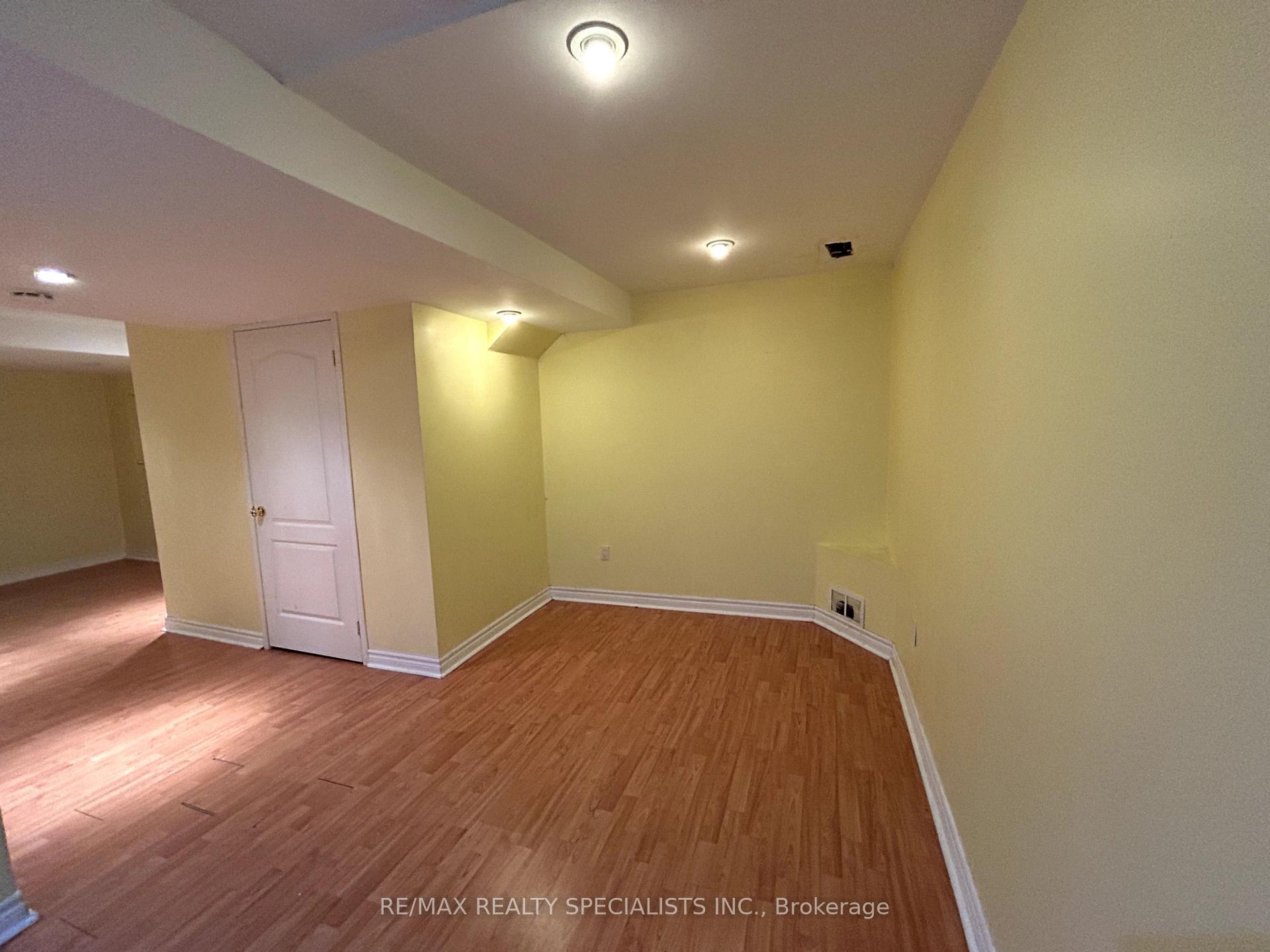 Photo 41 of 5947 Osprey Boulevard, Mississauga, Lisgar — HOMEH