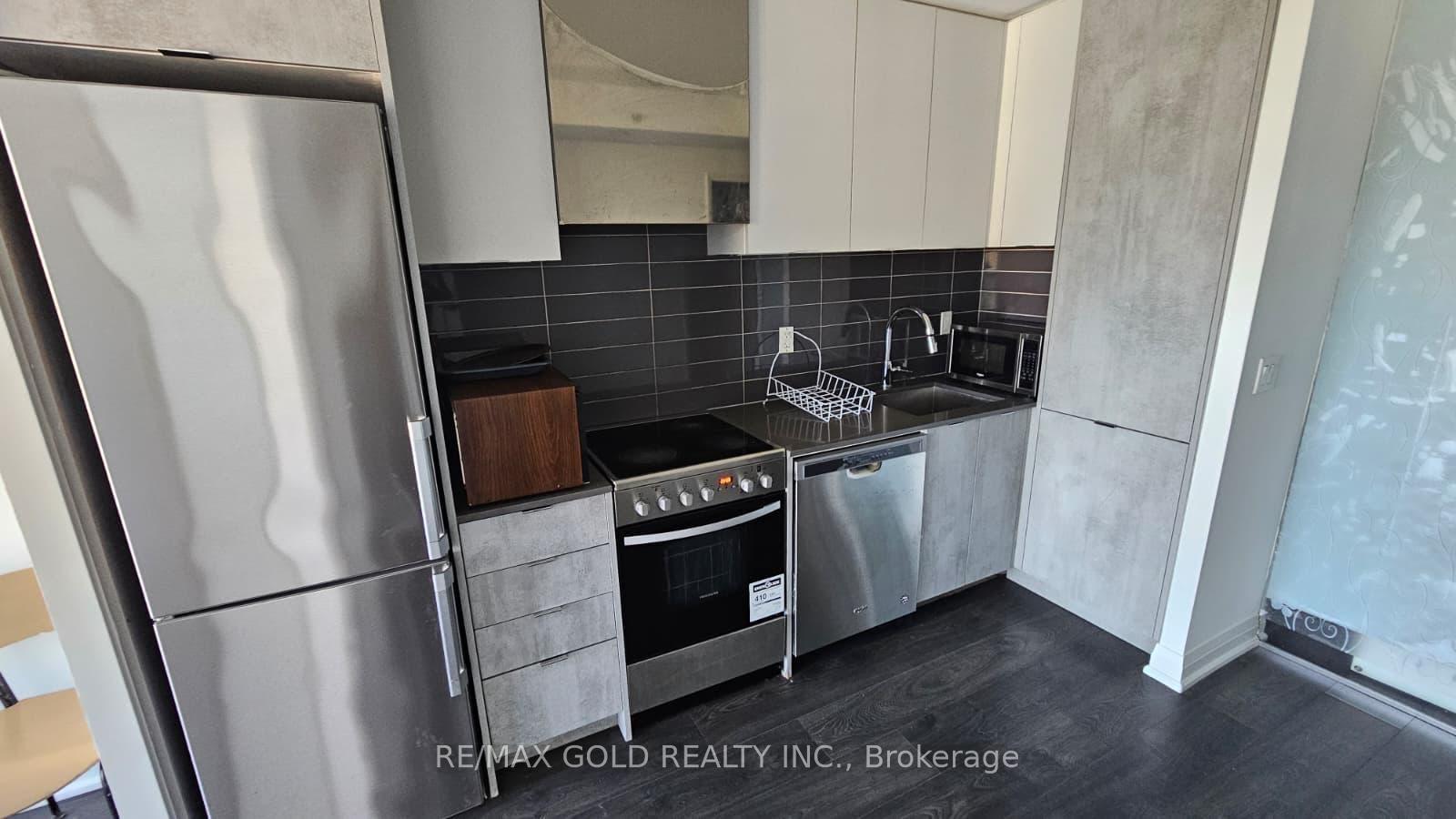 Photo 5 of Unit 714, 10 Gibbs Road, Etobicoke, Islington-City Centre West — HOMEH