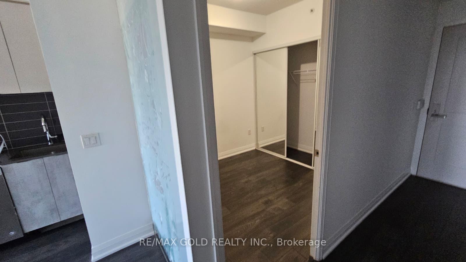 Photo 18 of Unit 714, 10 Gibbs Road, Etobicoke, Islington-City Centre West — HOMEH