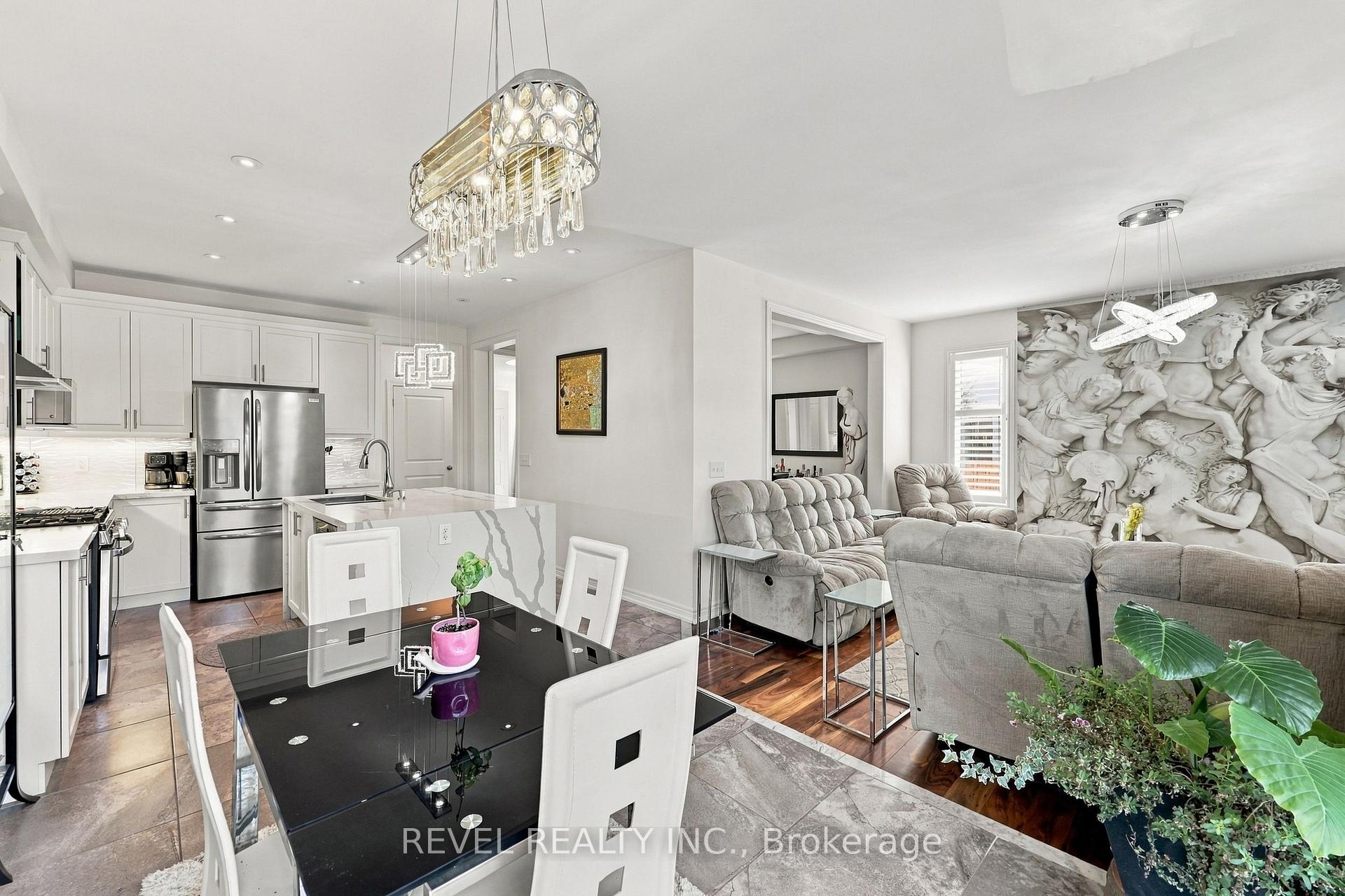 Photo 17 of 97 Narbonne Crescent, Hamilton, Stoney Creek Mountain — HOMEH