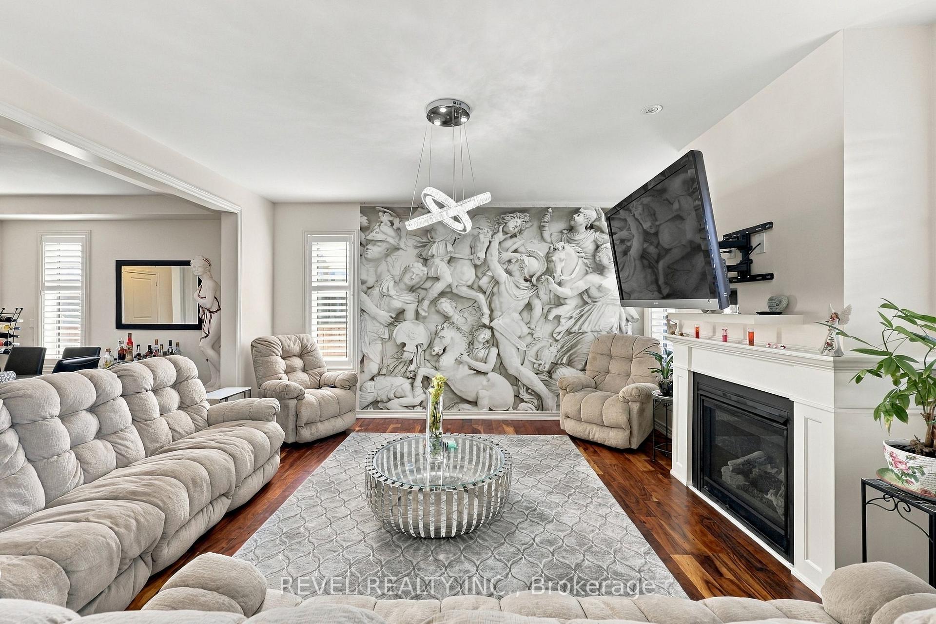 Photo 18 of 97 Narbonne Crescent, Hamilton, Stoney Creek Mountain — HOMEH