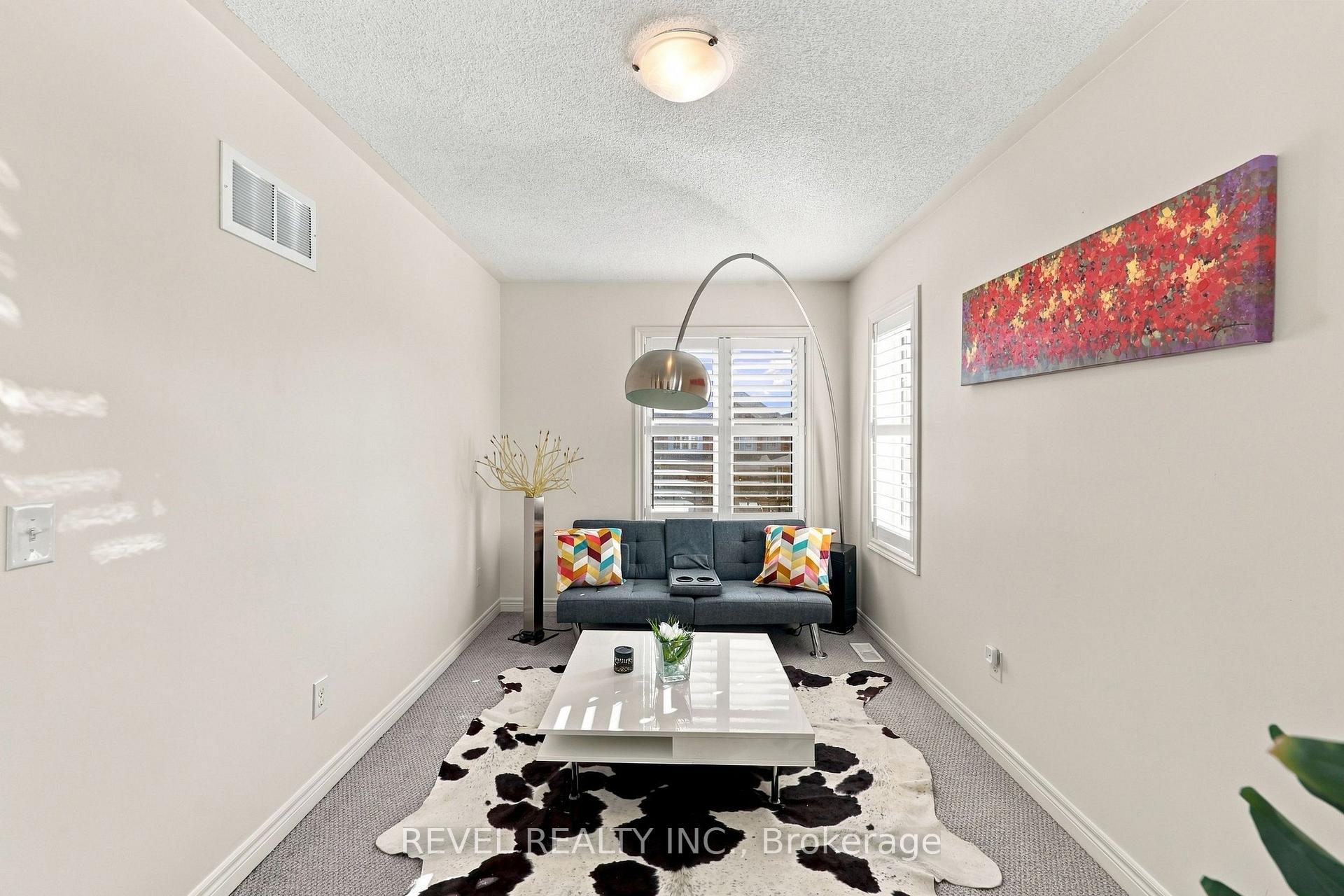 Photo 25 of 97 Narbonne Crescent, Hamilton, Stoney Creek Mountain — HOMEH