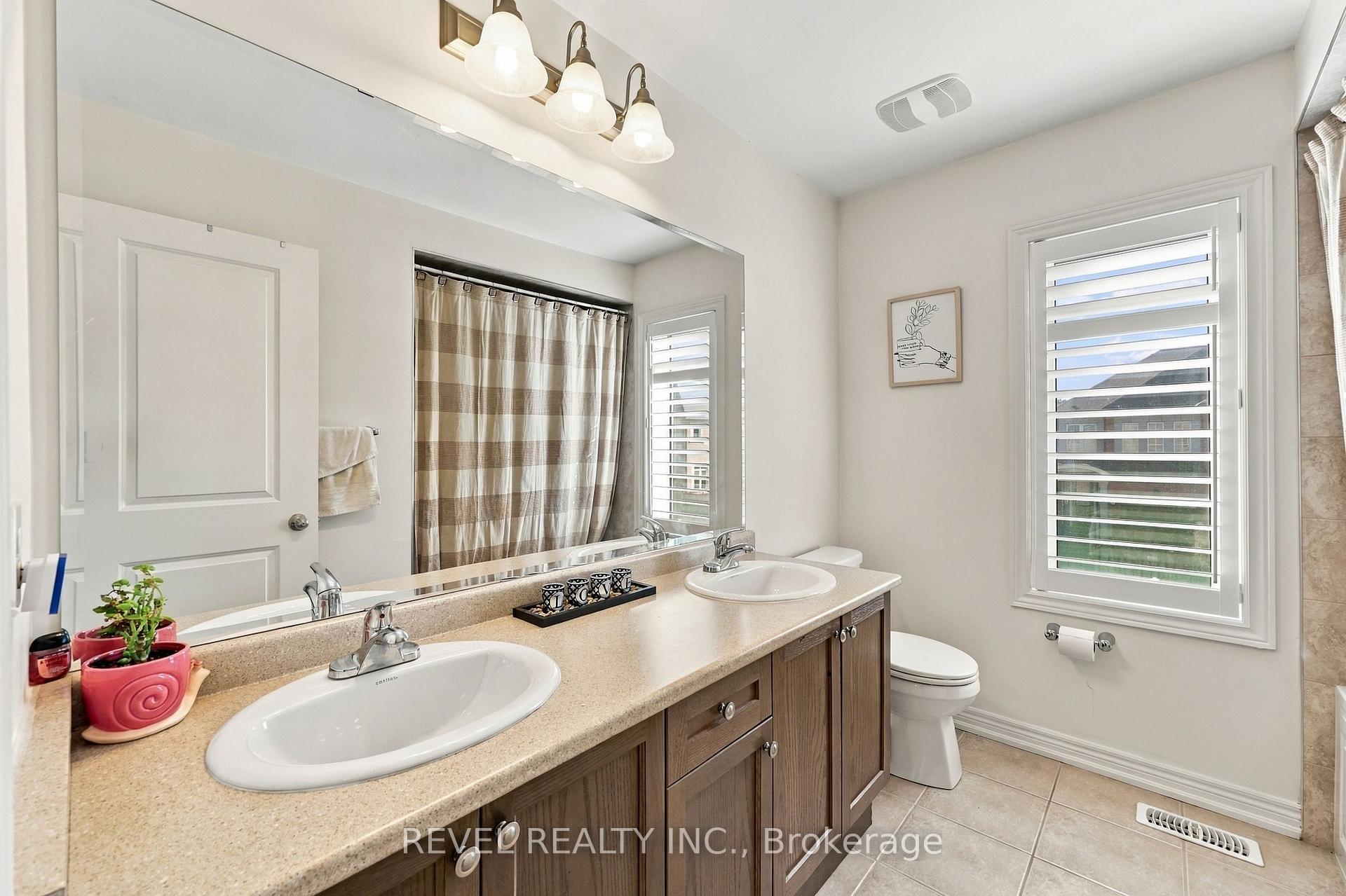 Photo 29 of 97 Narbonne Crescent, Hamilton, Stoney Creek Mountain — HOMEH