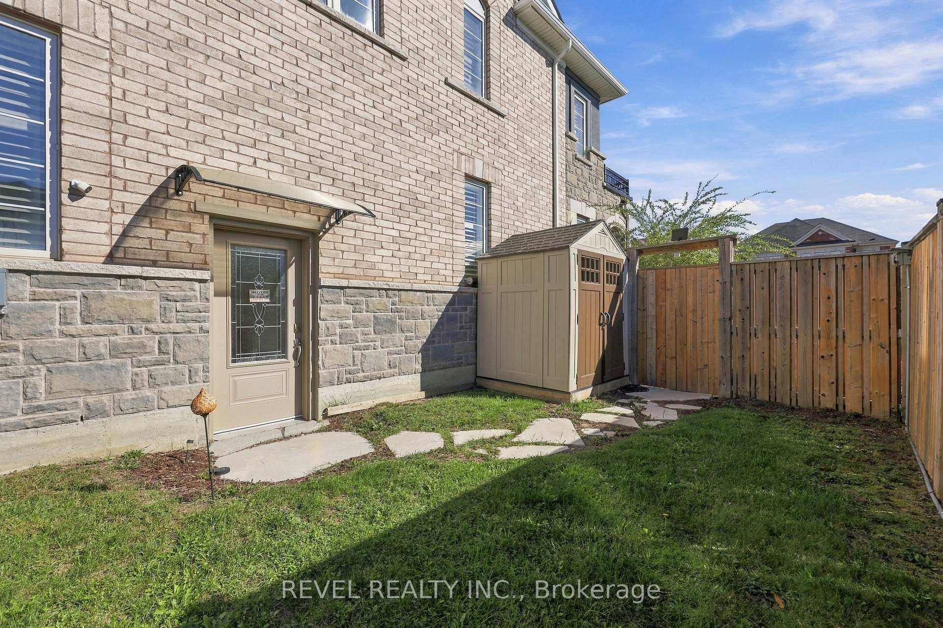 Photo 40 of 97 Narbonne Crescent, Hamilton, Stoney Creek Mountain — HOMEH