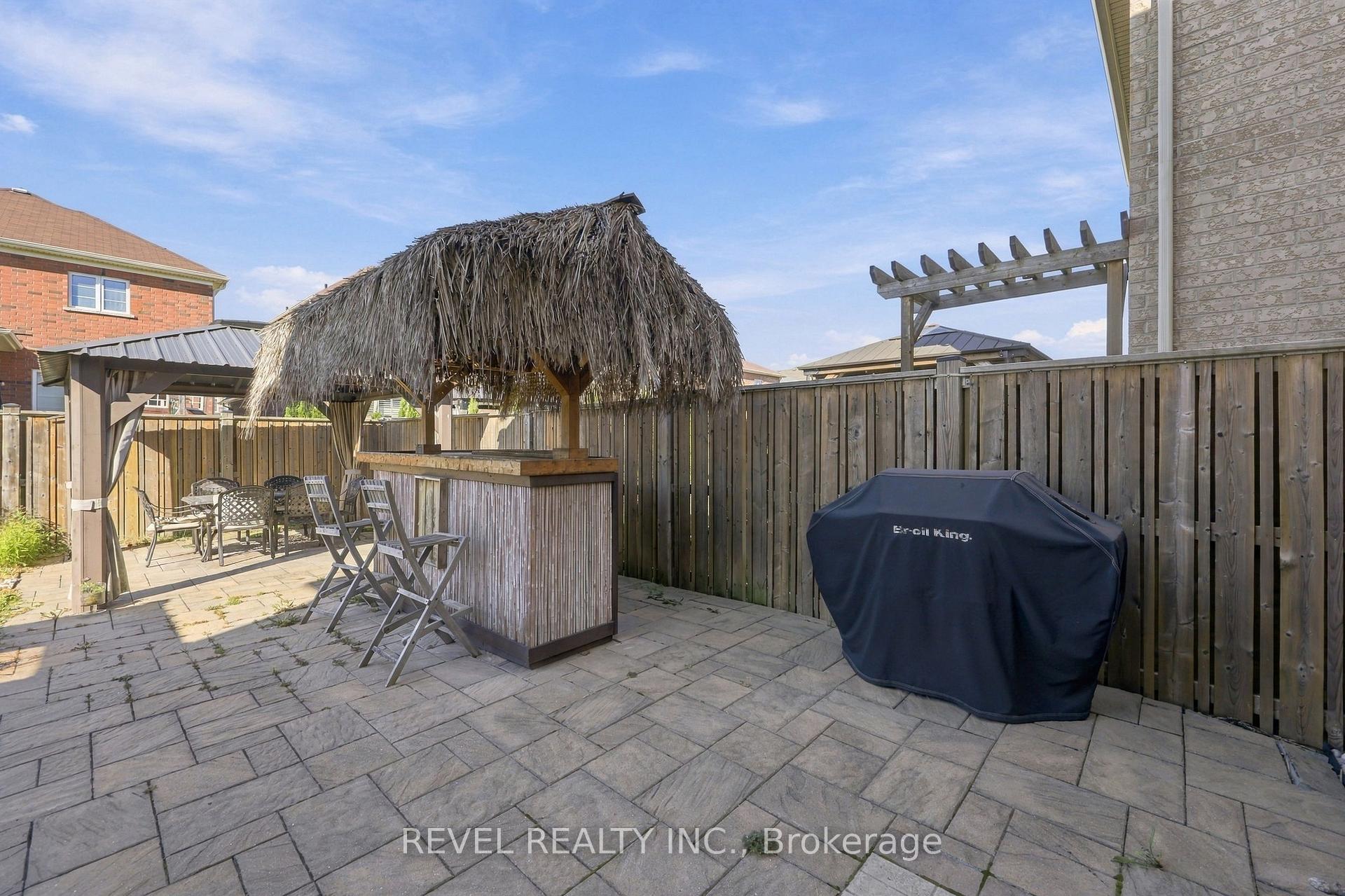 Photo 47 of 97 Narbonne Crescent, Hamilton, Stoney Creek Mountain — HOMEH