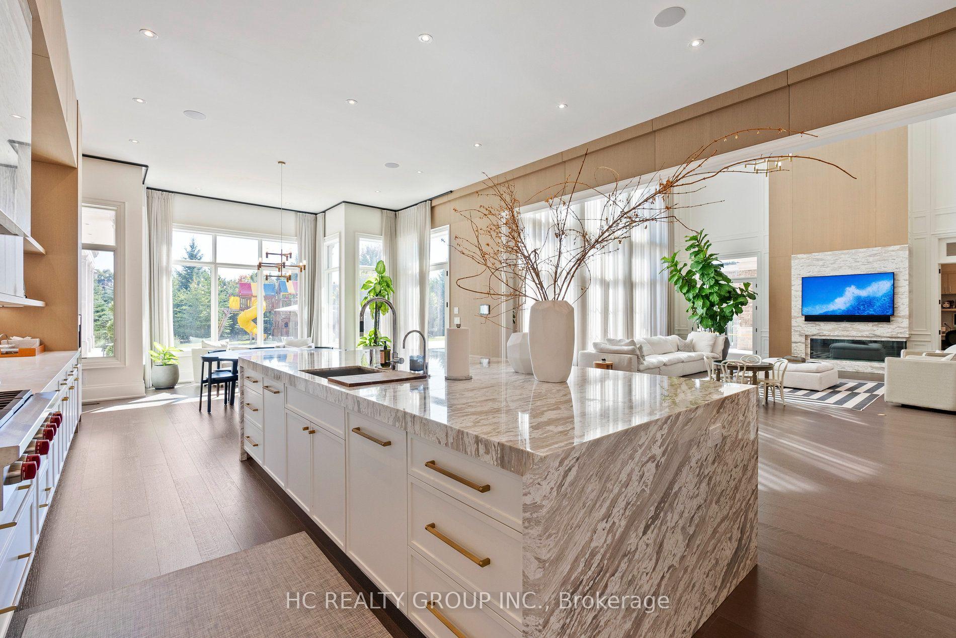 Photo 16 of 38 Adena Meadows Way, Aurora, Bayview Southeast — HOMEH