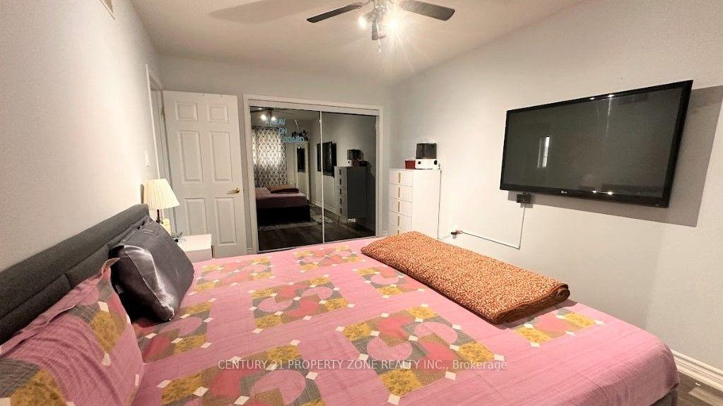 Photo 12 of Unit 18, 104 Frances Avenue, Hamilton, Lakeshore — HOMEH