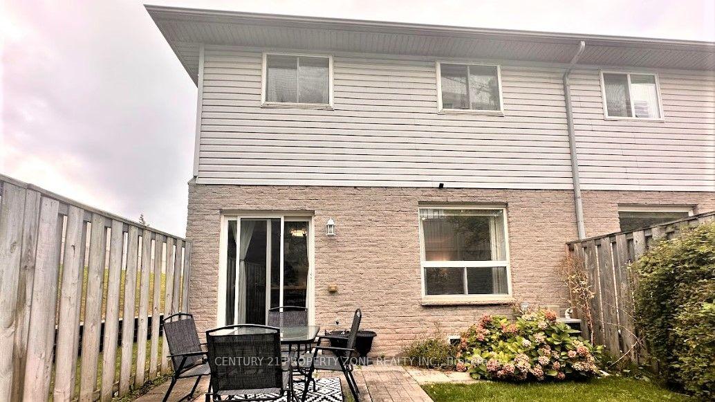 Photo 19 of Unit 18, 104 Frances Avenue, Hamilton, Lakeshore — HOMEH