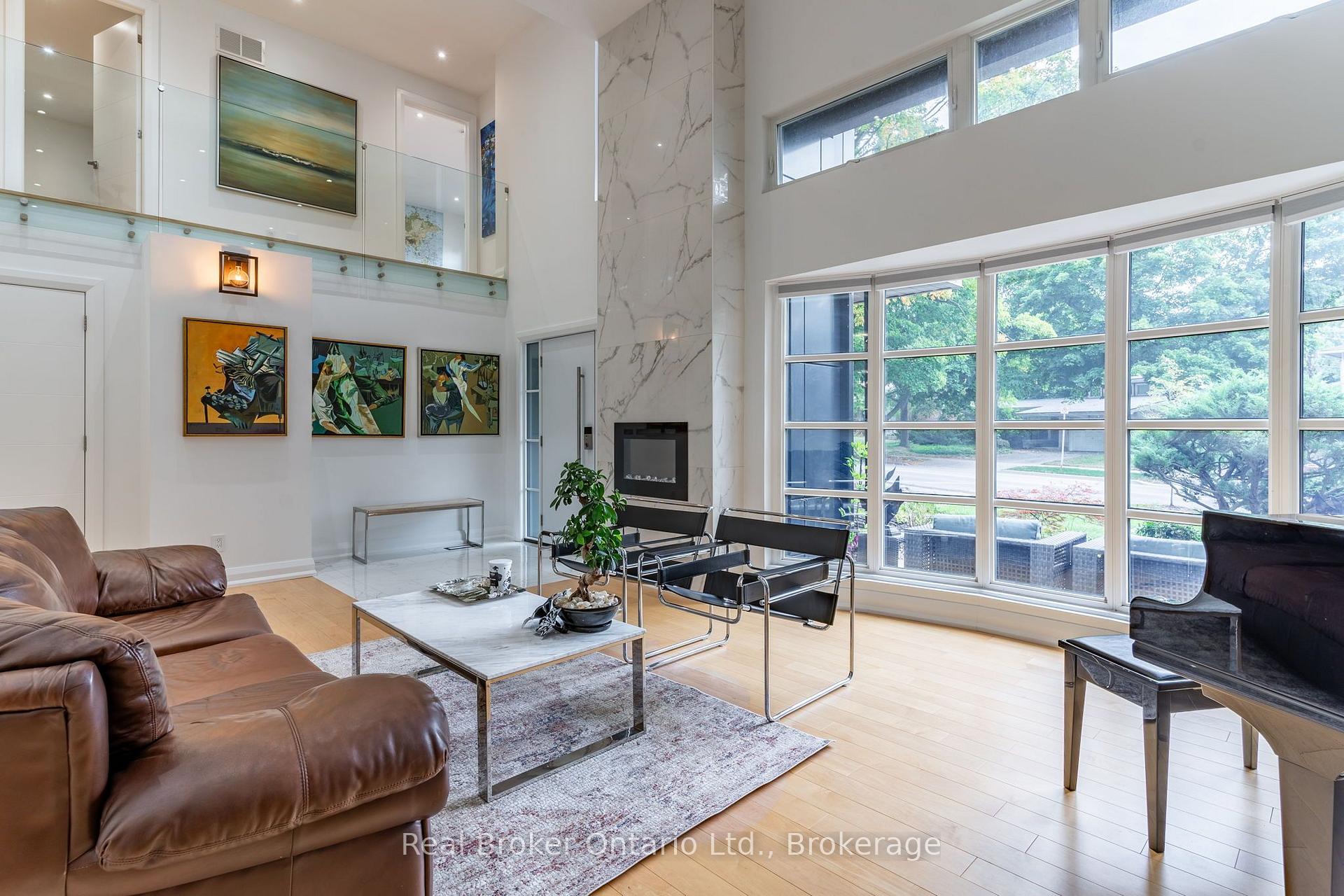 Photo 4 of 5071 Spruce Avenue, Burlington, Appleby — HOMEH