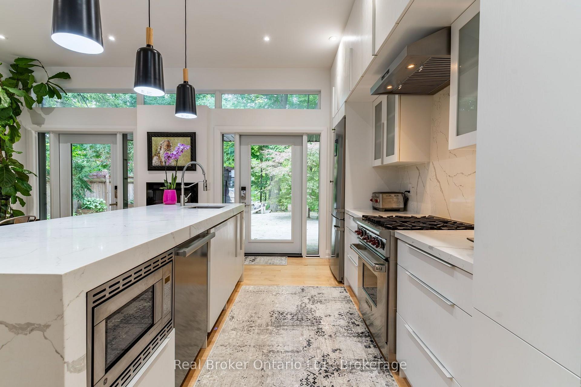 Photo 12 of 5071 Spruce Avenue, Burlington, Appleby — HOMEH