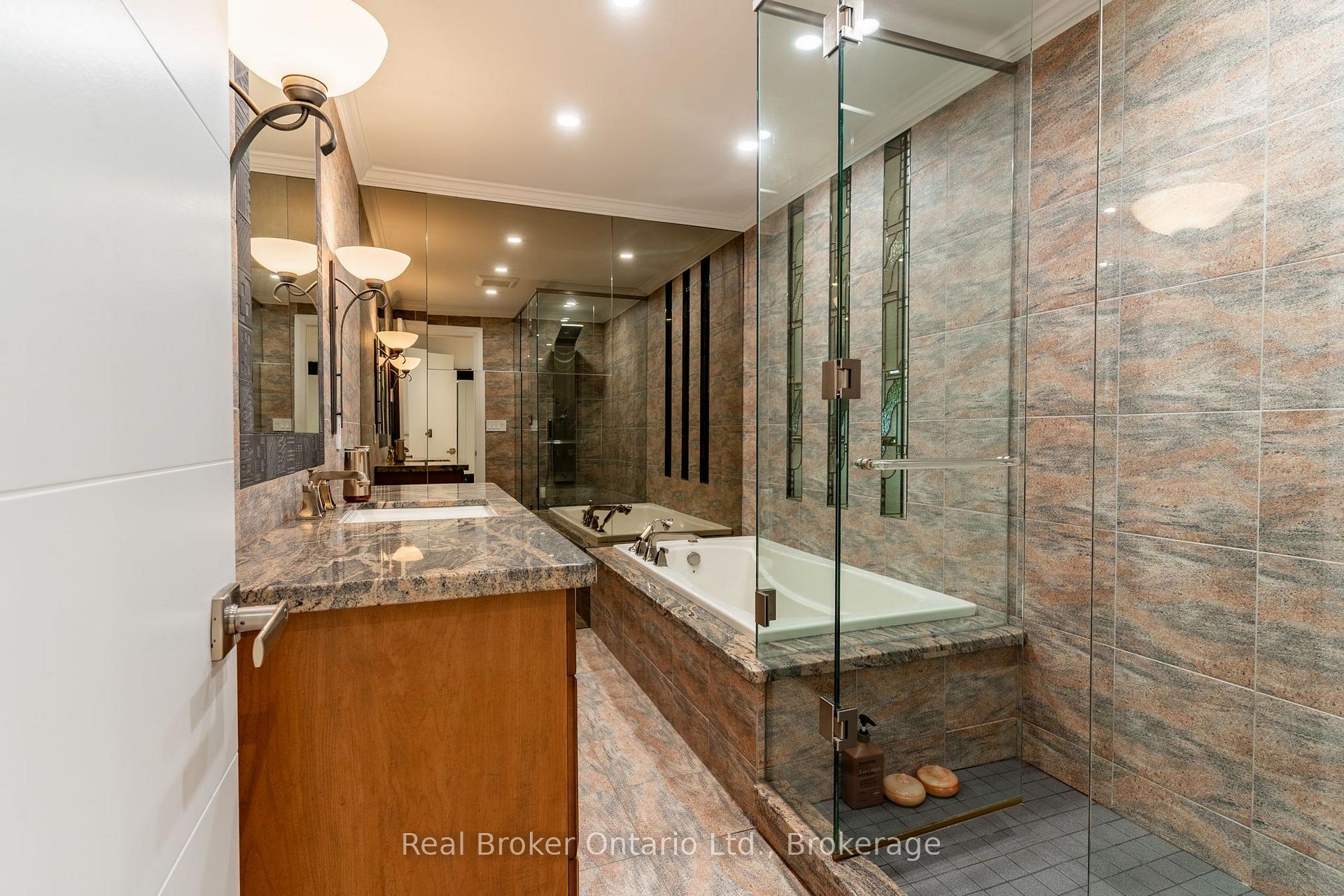 Photo 20 of 5071 Spruce Avenue, Burlington, Appleby — HOMEH