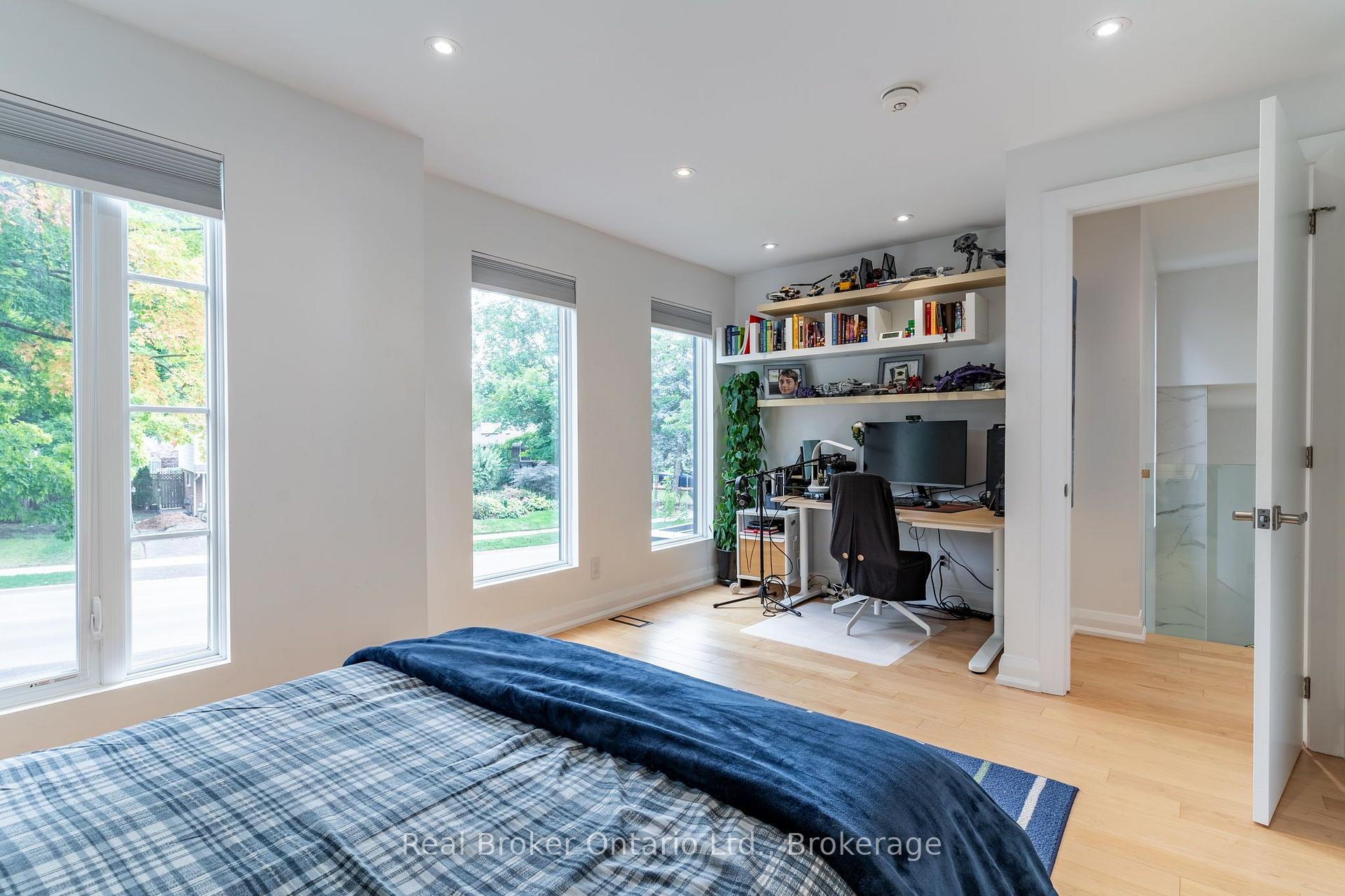 Photo 32 of 5071 Spruce Avenue, Burlington, Appleby — HOMEH