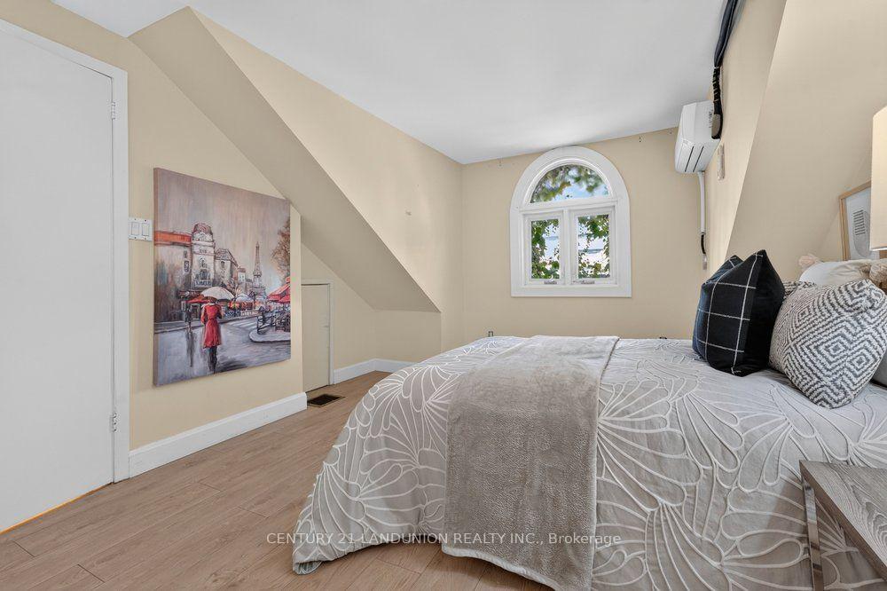Photo 37 of 469 Richmond Street E, Toronto, Moss Park — HOMEH