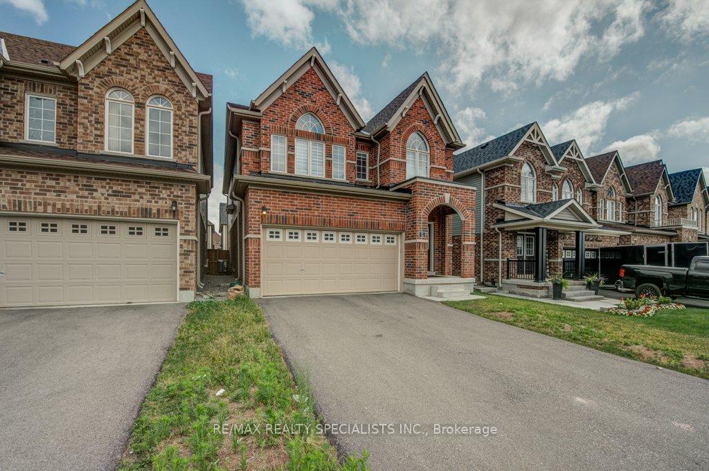 Photo 3 of 36 Weatherall Avenue, Cambridge, Preston Heights — HOMEH