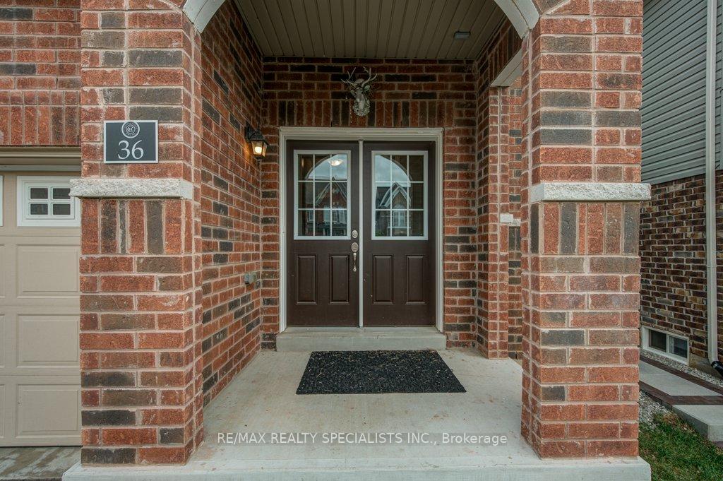 Photo 4 of 36 Weatherall Avenue, Cambridge, Preston Heights — HOMEH