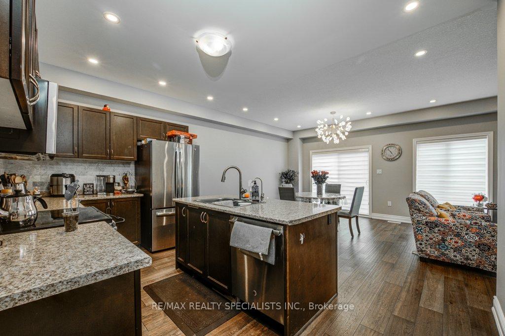 Photo 12 of 36 Weatherall Avenue, Cambridge, Preston Heights — HOMEH