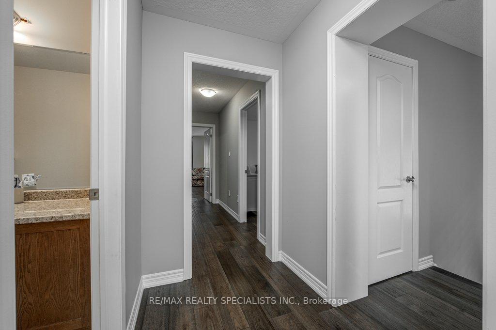Photo 25 of 36 Weatherall Avenue, Cambridge, Preston Heights — HOMEH