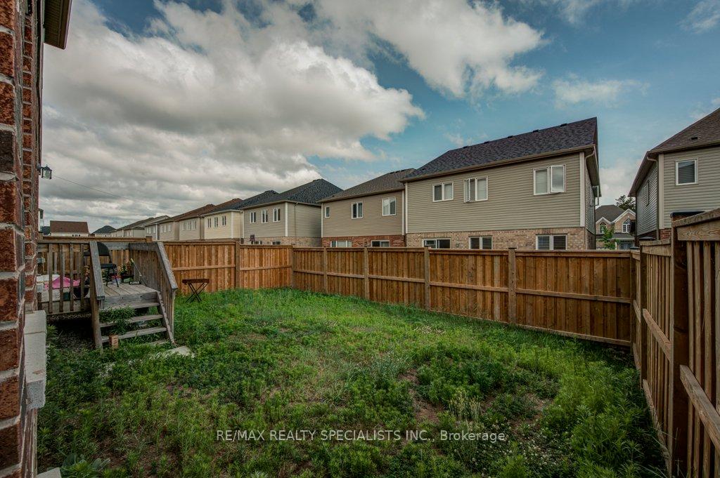 Photo 36 of 36 Weatherall Avenue, Cambridge, Preston Heights — HOMEH