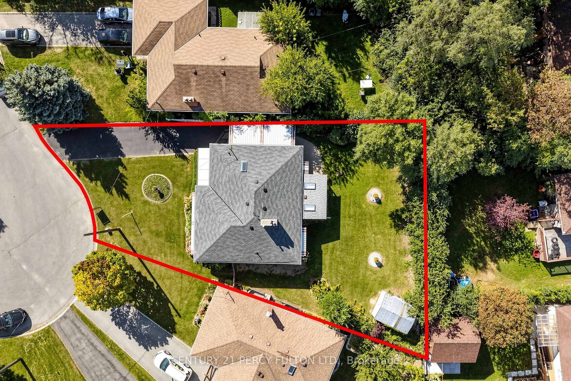 Photo 1 of 8 Wallbridge Court, North York, Willowdale West — HOMEH
