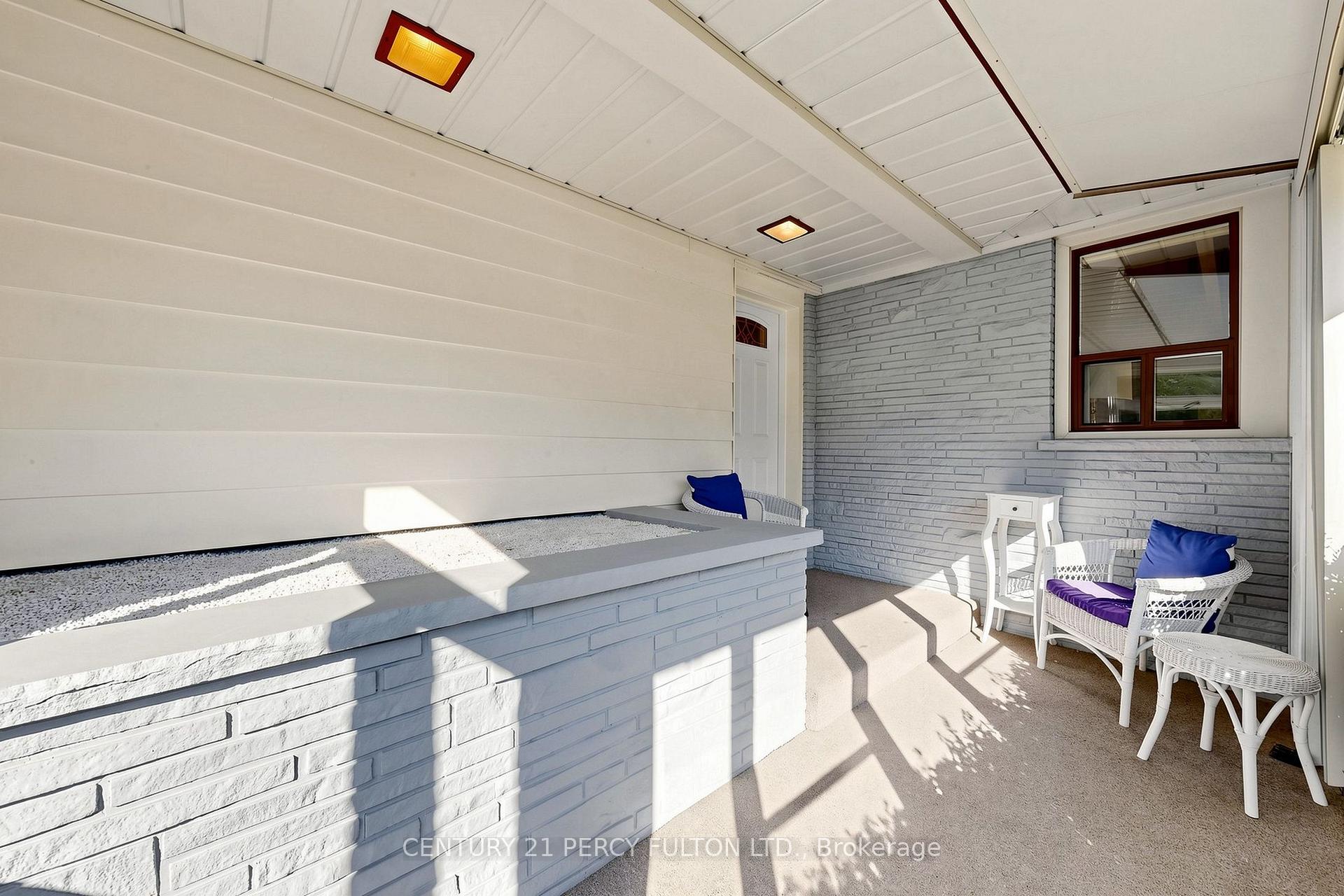 Photo 5 of 8 Wallbridge Court, North York, Willowdale West — HOMEH