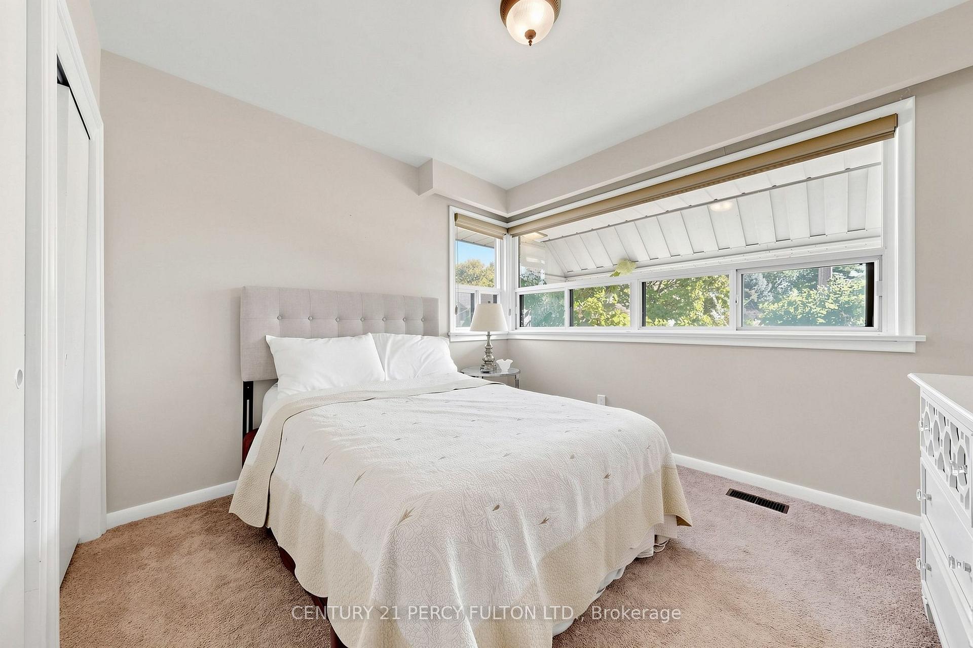 Photo 20 of 8 Wallbridge Court, North York, Willowdale West — HOMEH