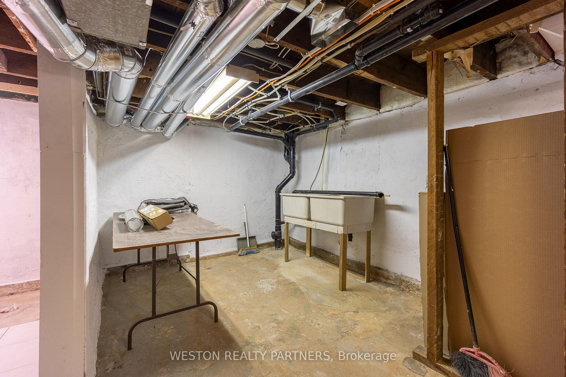 Photo 35 of 62 Francis Street, Hamilton, Industrial Sector — HOMEH