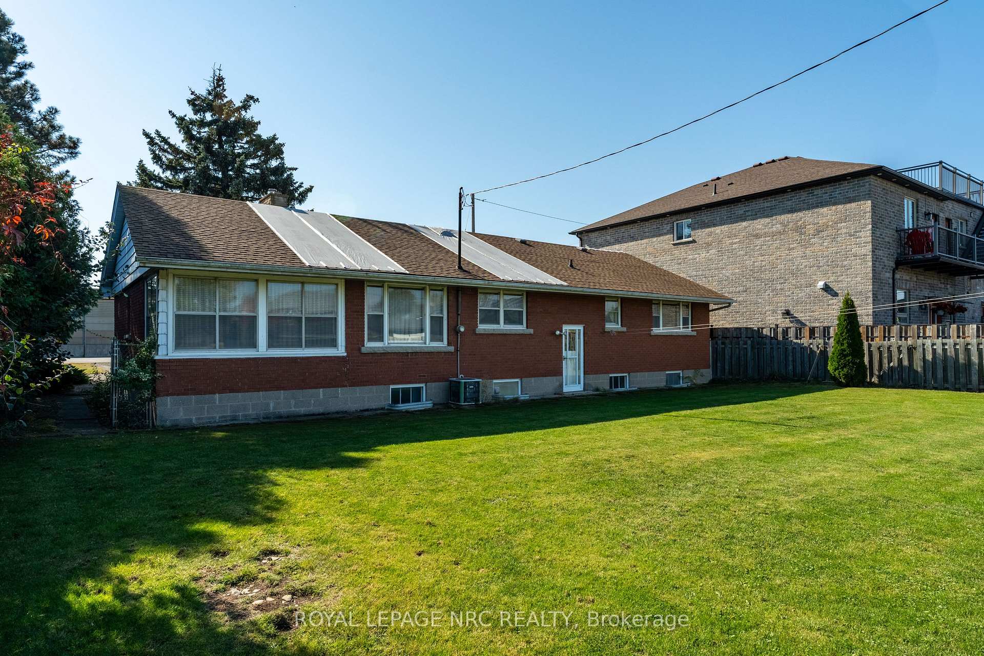 Photo 28 of 1023 North Service Road, Hamilton, Lakeshore — HOMEH