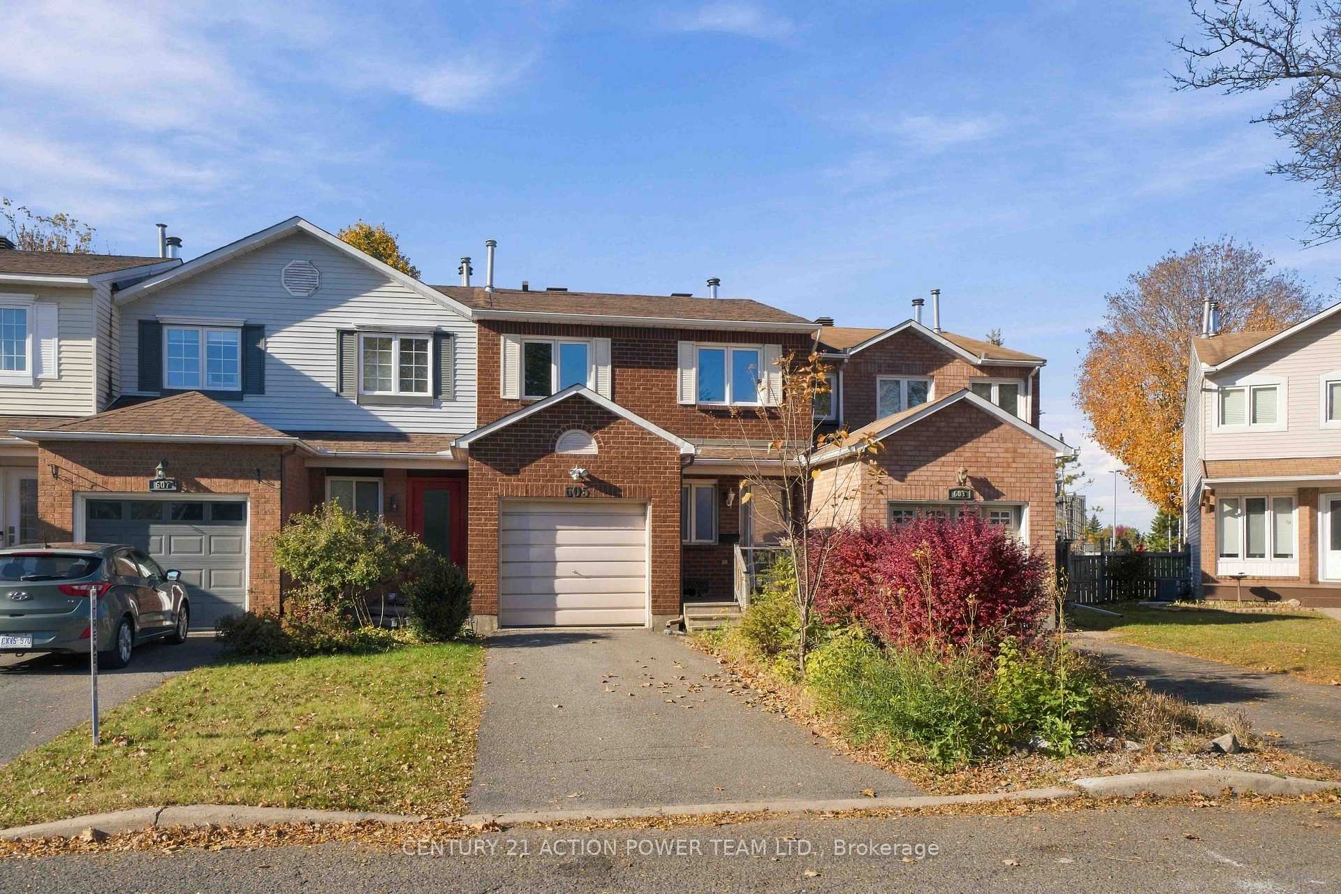 Photo 2 of 605 Latour Crescent, Ottawa, Fallingbrook/Gardenway South — HOMEH