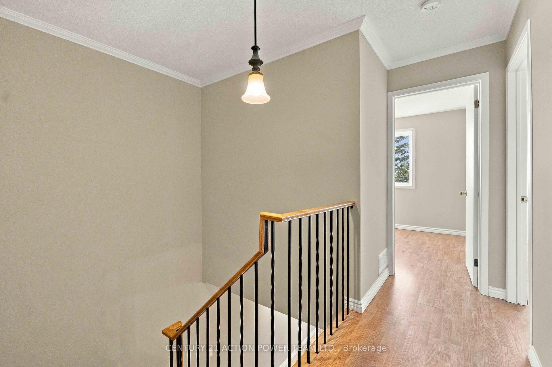 Photo 19 of 605 Latour Crescent, Ottawa, Fallingbrook/Gardenway South — HOMEH
