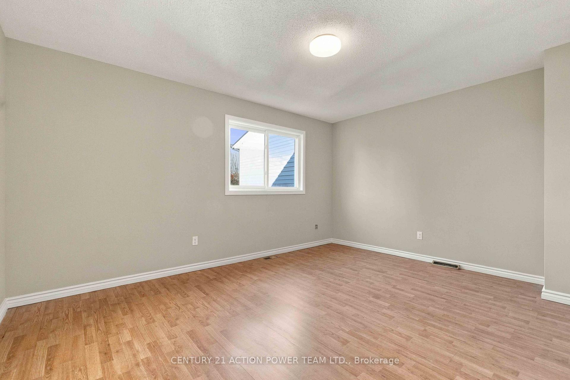 Photo 22 of 605 Latour Crescent, Ottawa, Fallingbrook/Gardenway South — HOMEH