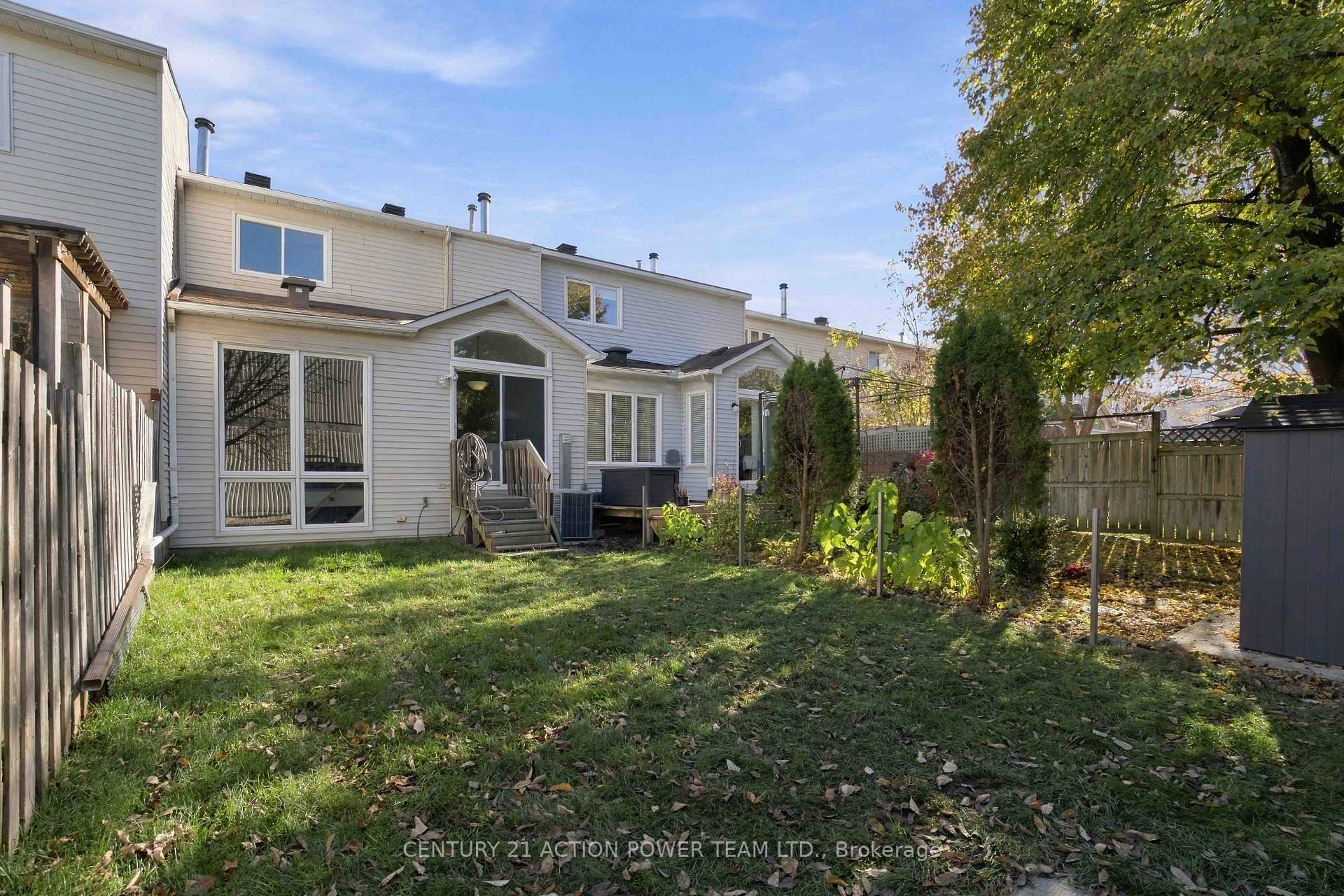 Photo 44 of 605 Latour Crescent, Ottawa, Fallingbrook/Gardenway South — HOMEH