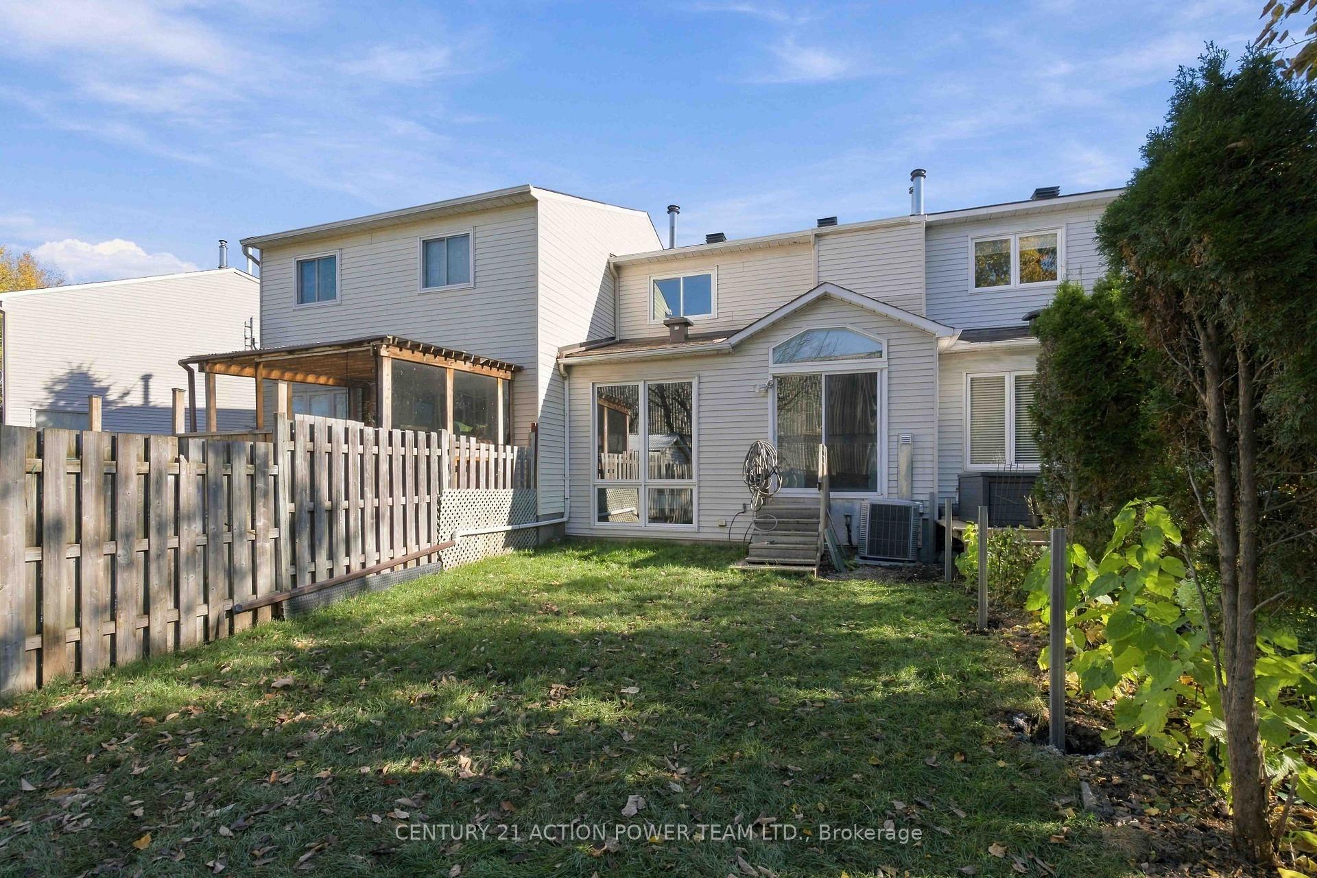 Photo 45 of 605 Latour Crescent, Ottawa, Fallingbrook/Gardenway South — HOMEH